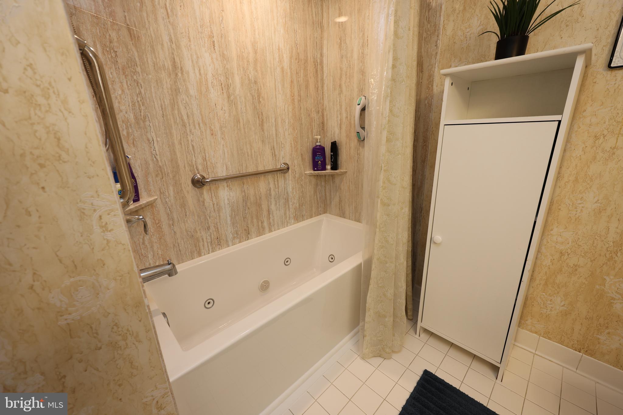 LIMERICK - Residential