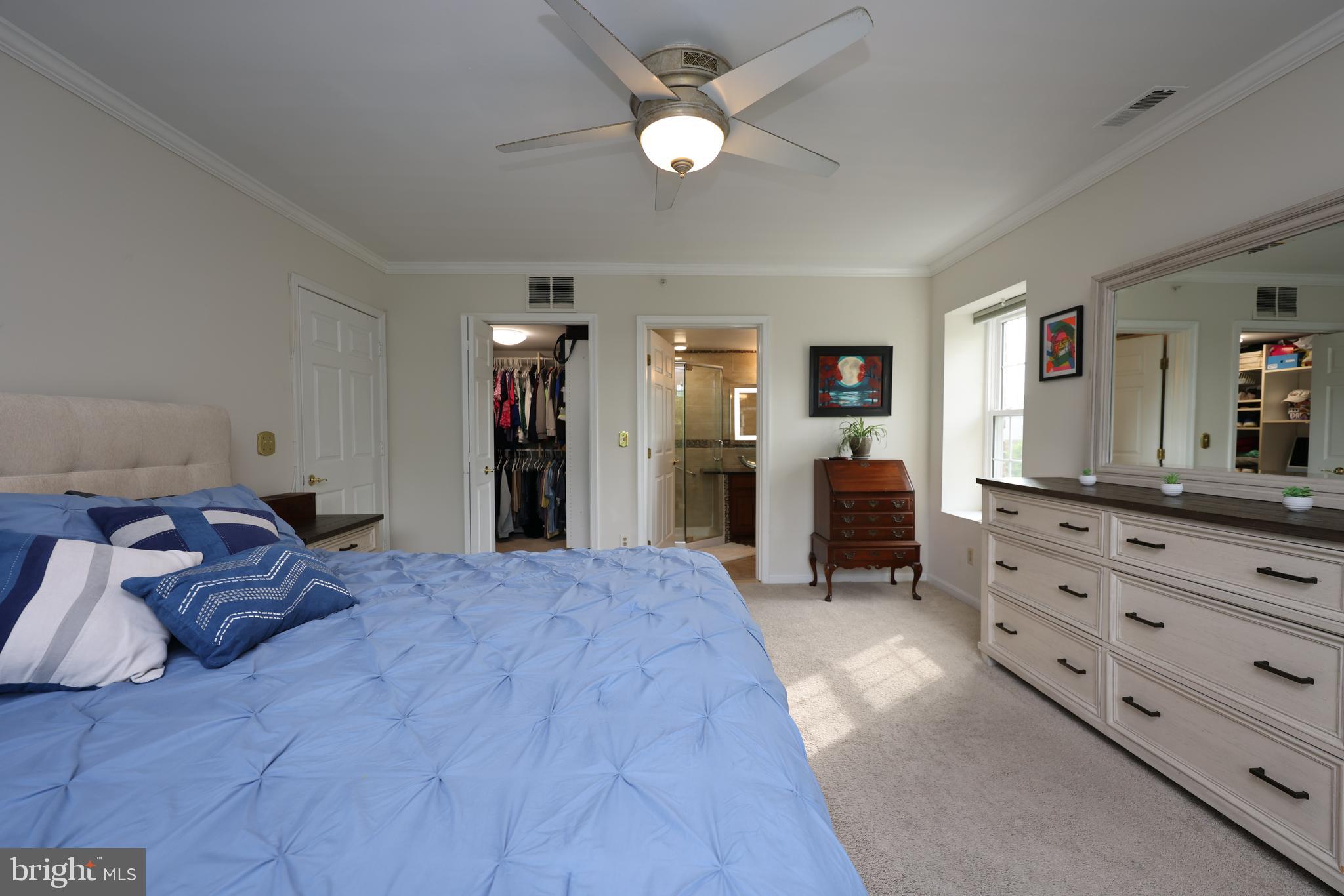 508 LIMERICK CIRCLE 402