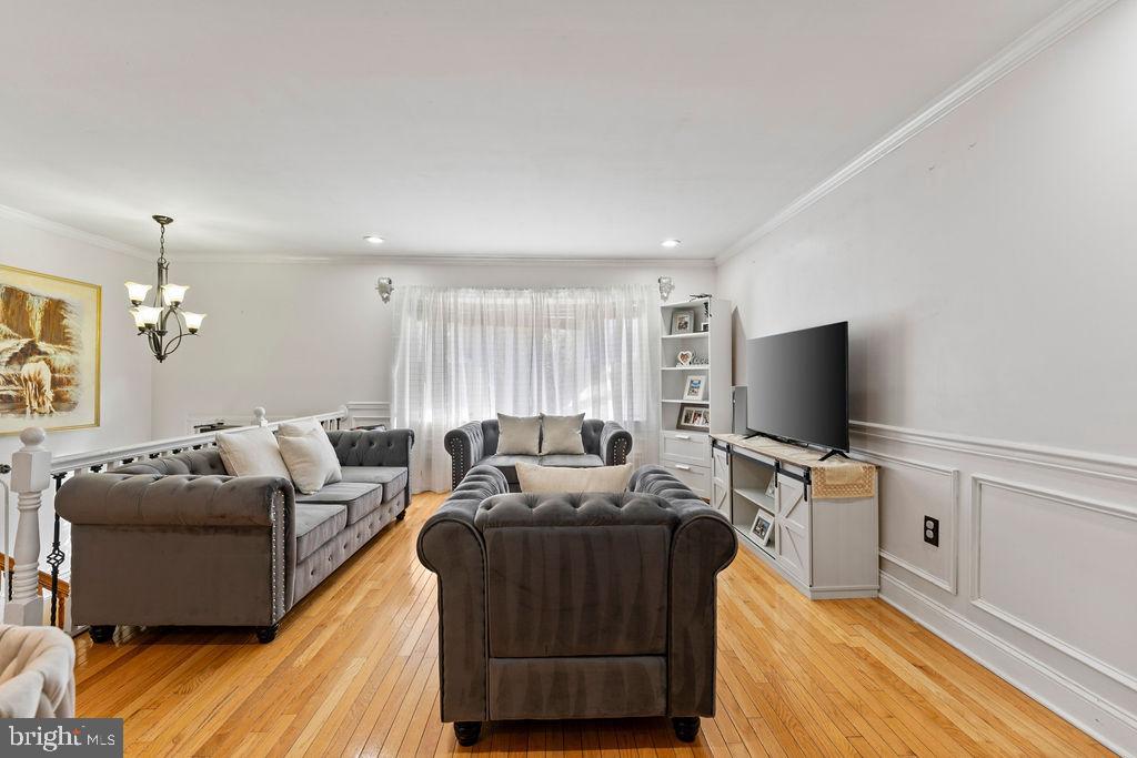 RADFORD - Residential