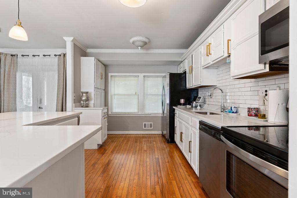 RADFORD - Residential