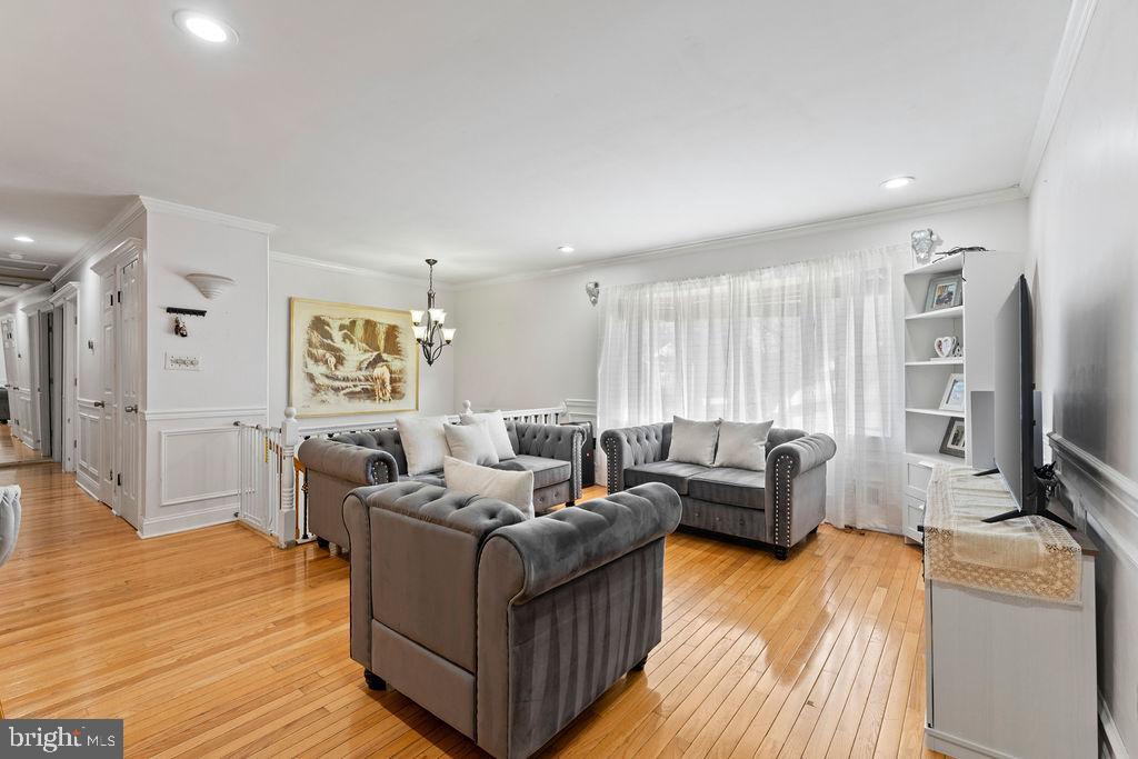 RADFORD - Residential