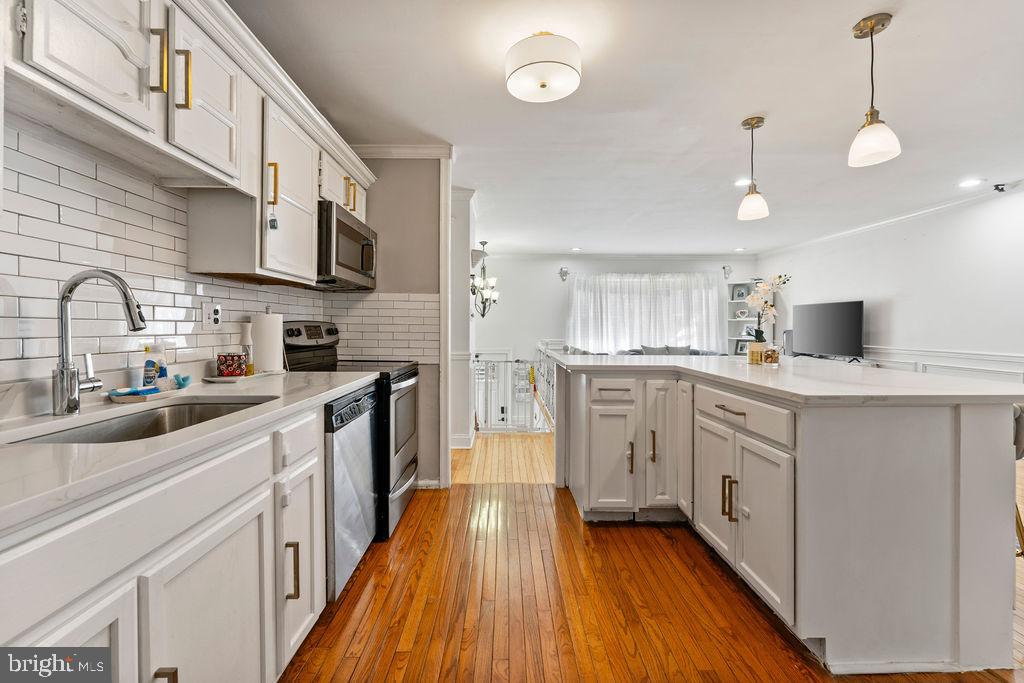 RADFORD - Residential