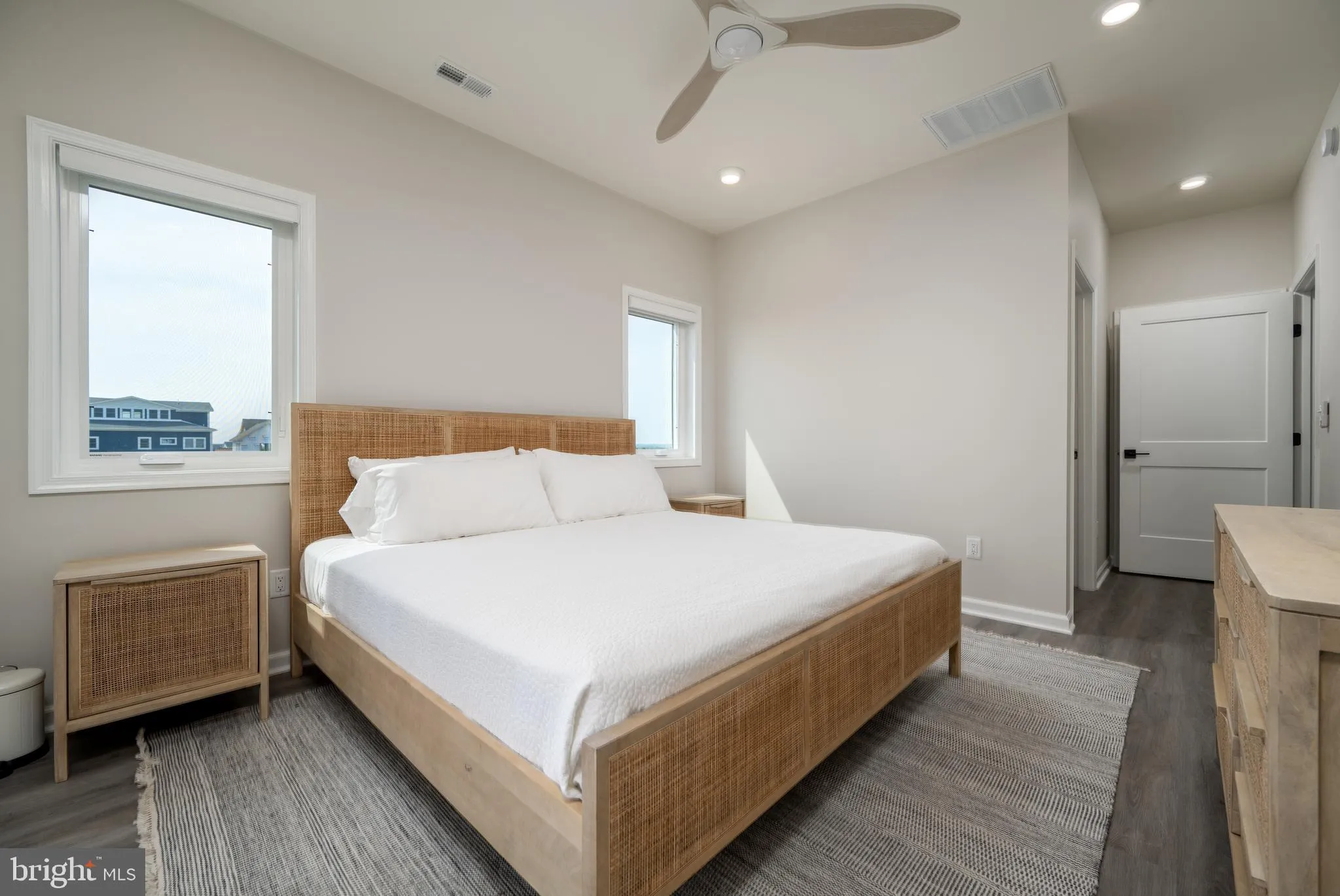 Milton, Delaware 19968, United States, 3 Bedrooms Bedrooms, ,4 BathroomsBathrooms,Residential,Contingent,4387