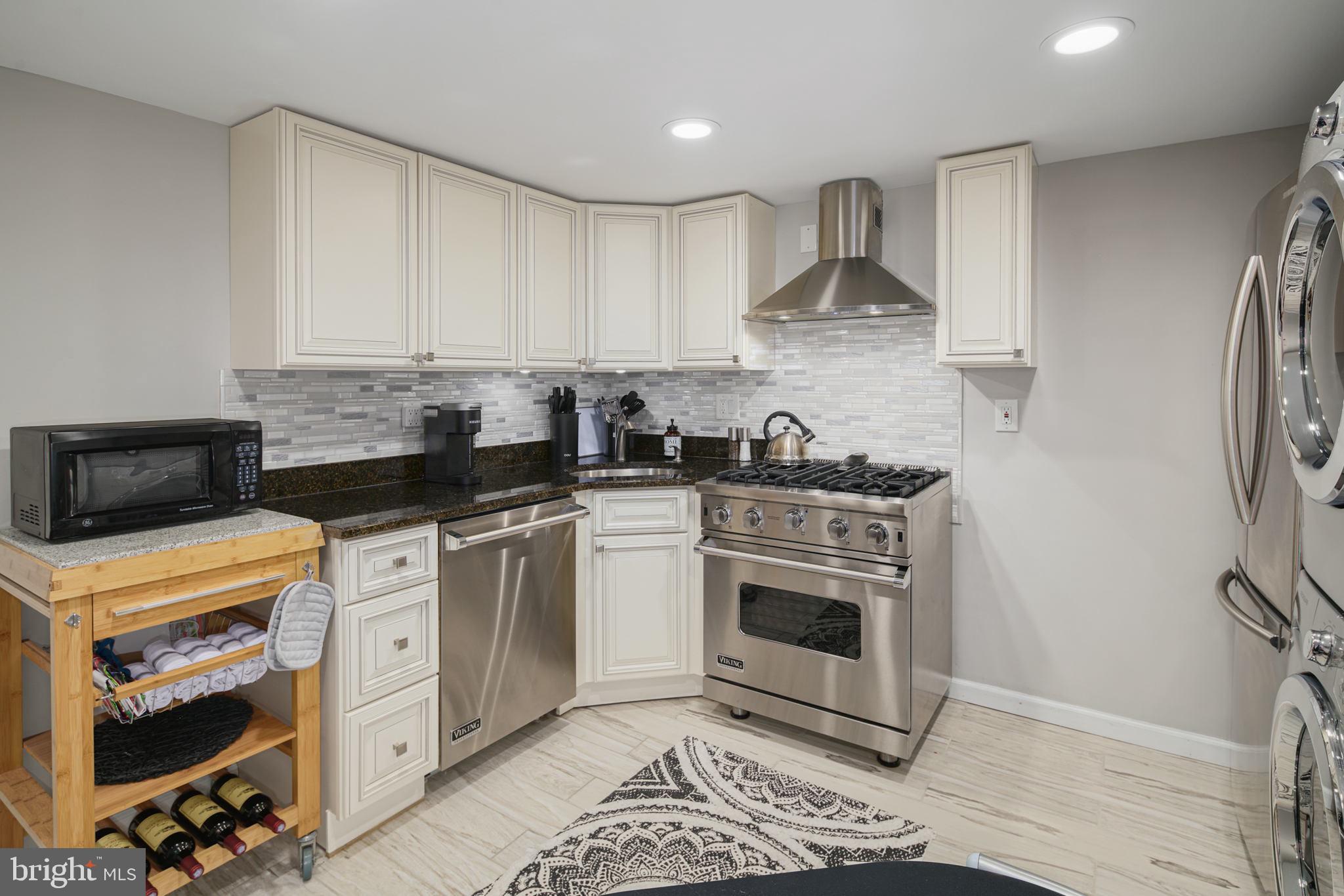 RITTENHOUSE SQUARE - Residential Lease