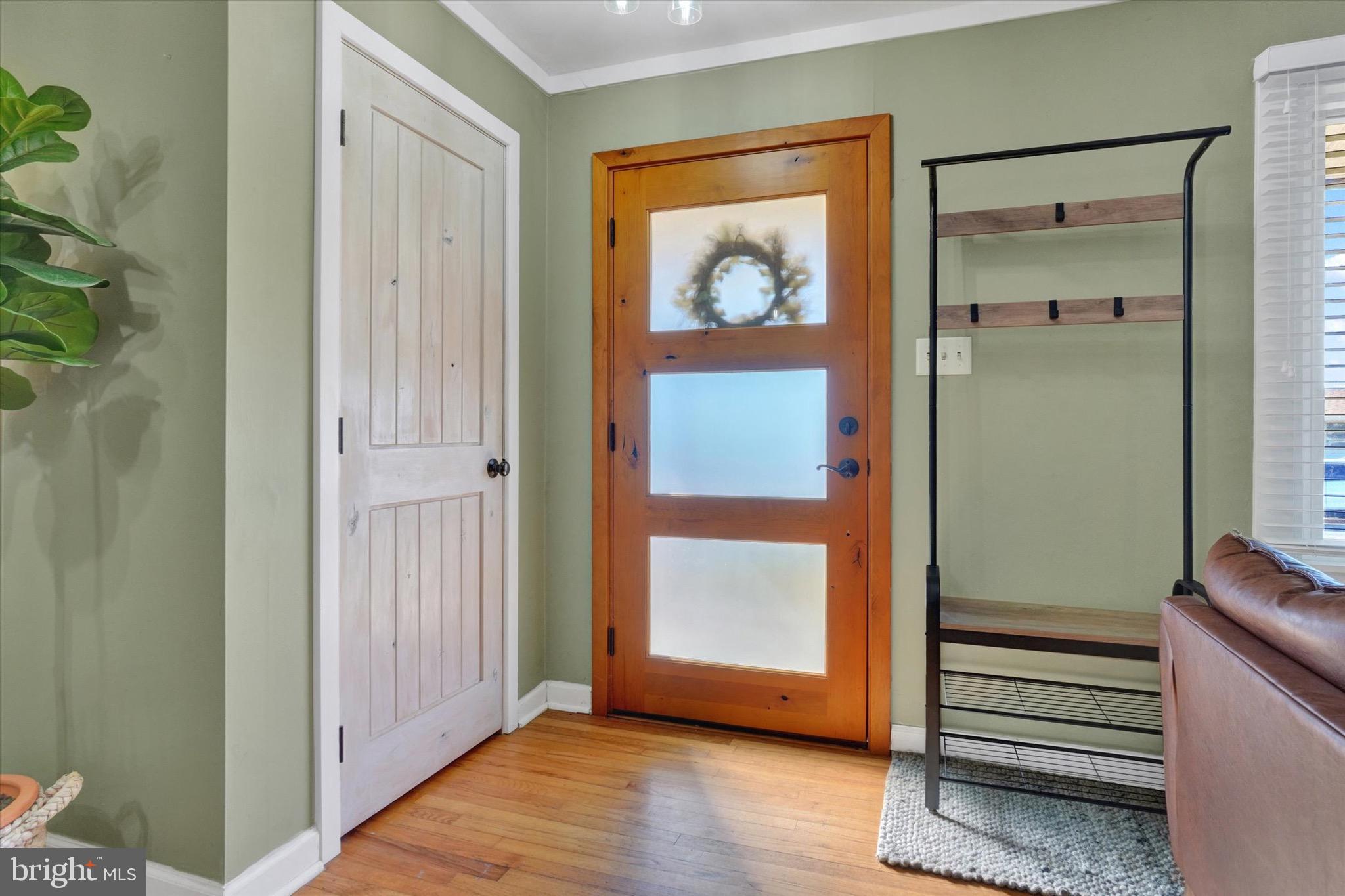 HOLLYWOOD - Residential