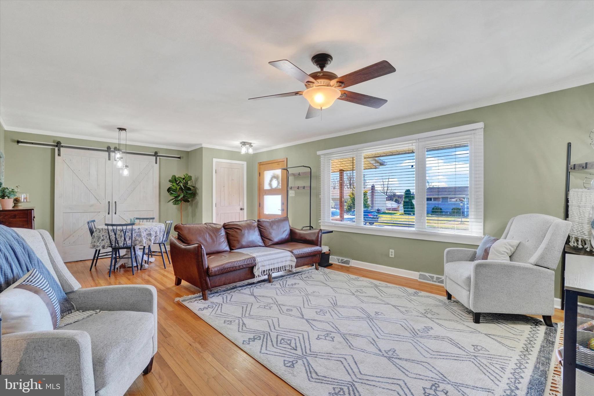 HOLLYWOOD - Residential