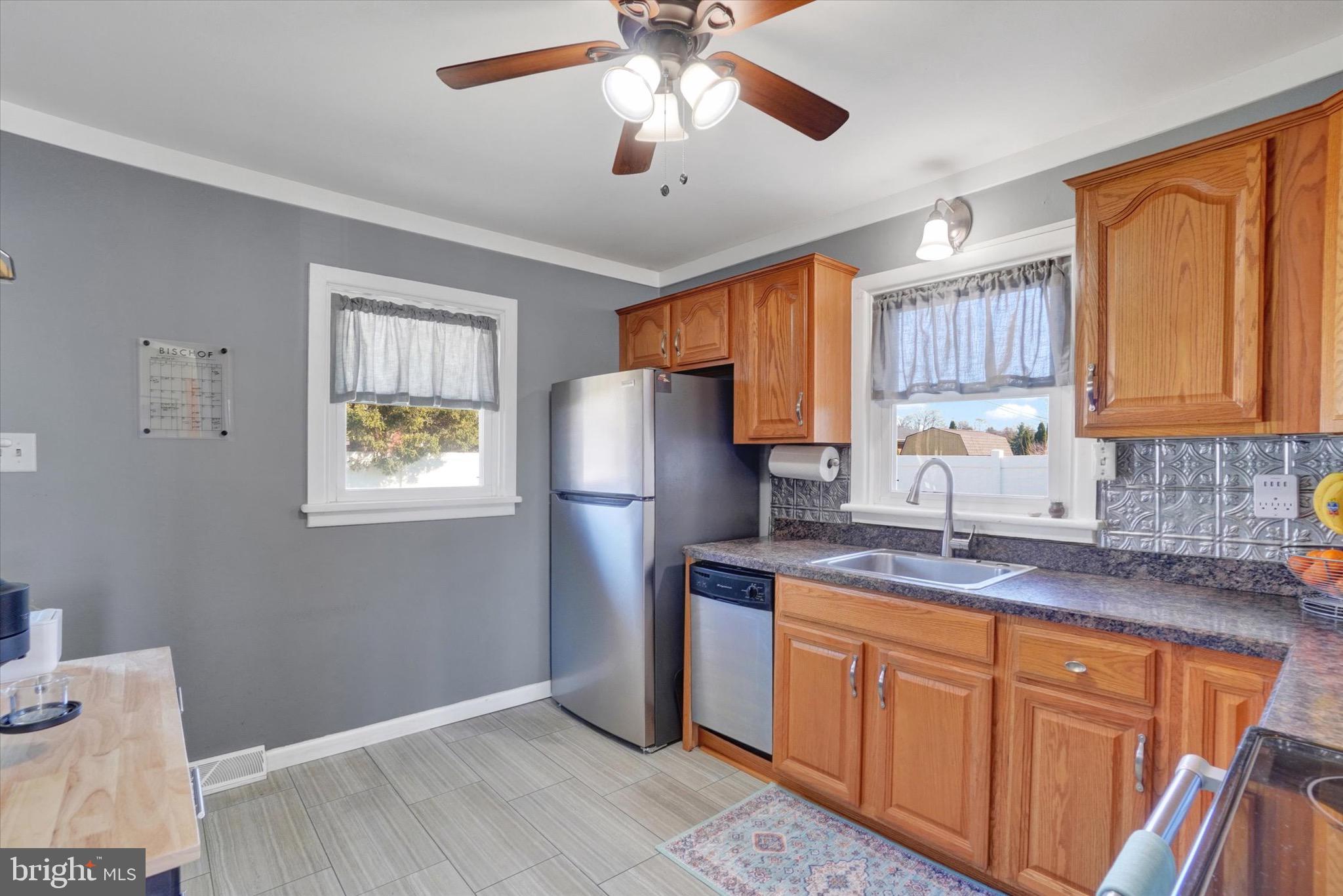 HOLLYWOOD - Residential