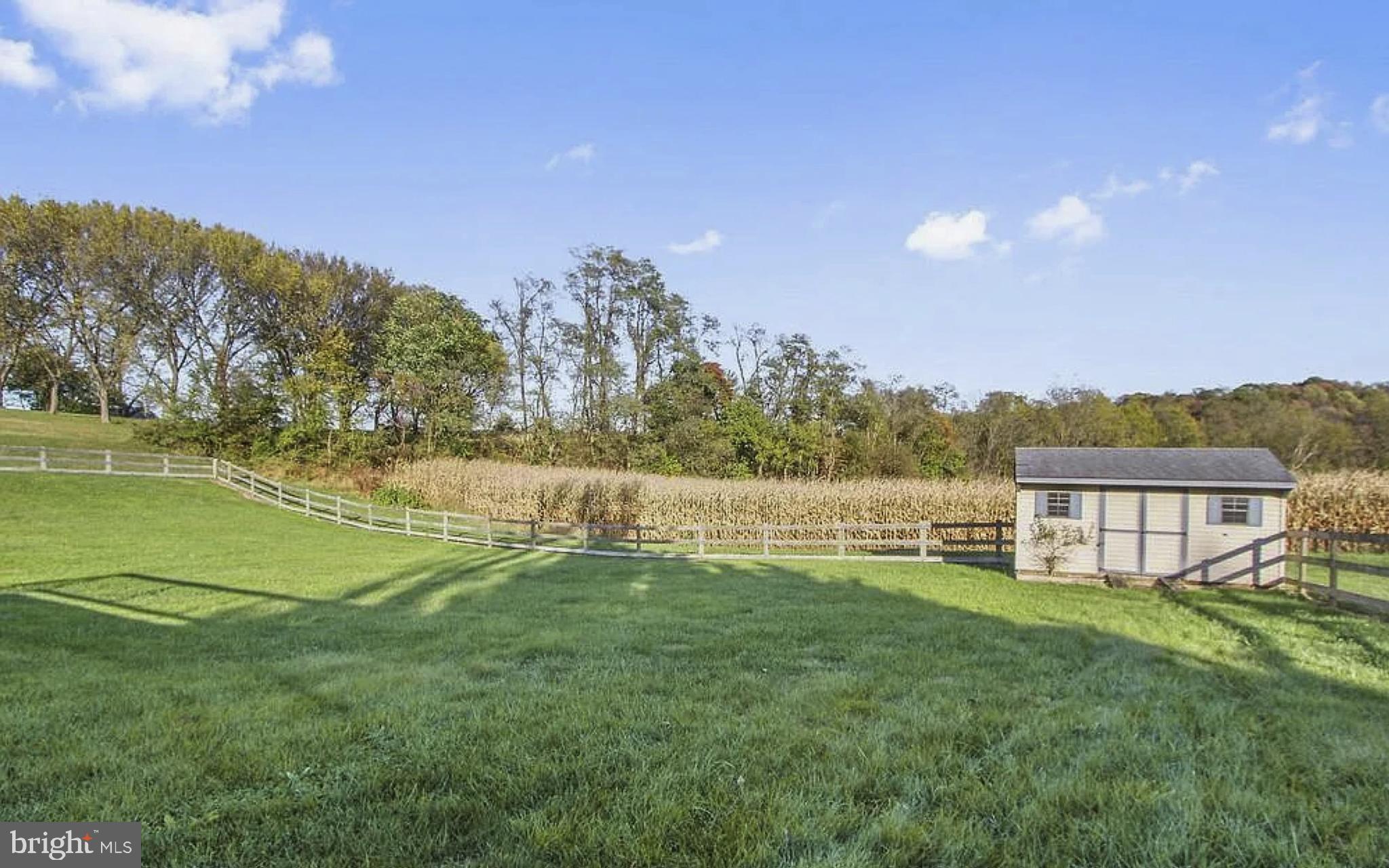 495 THRONE ROAD