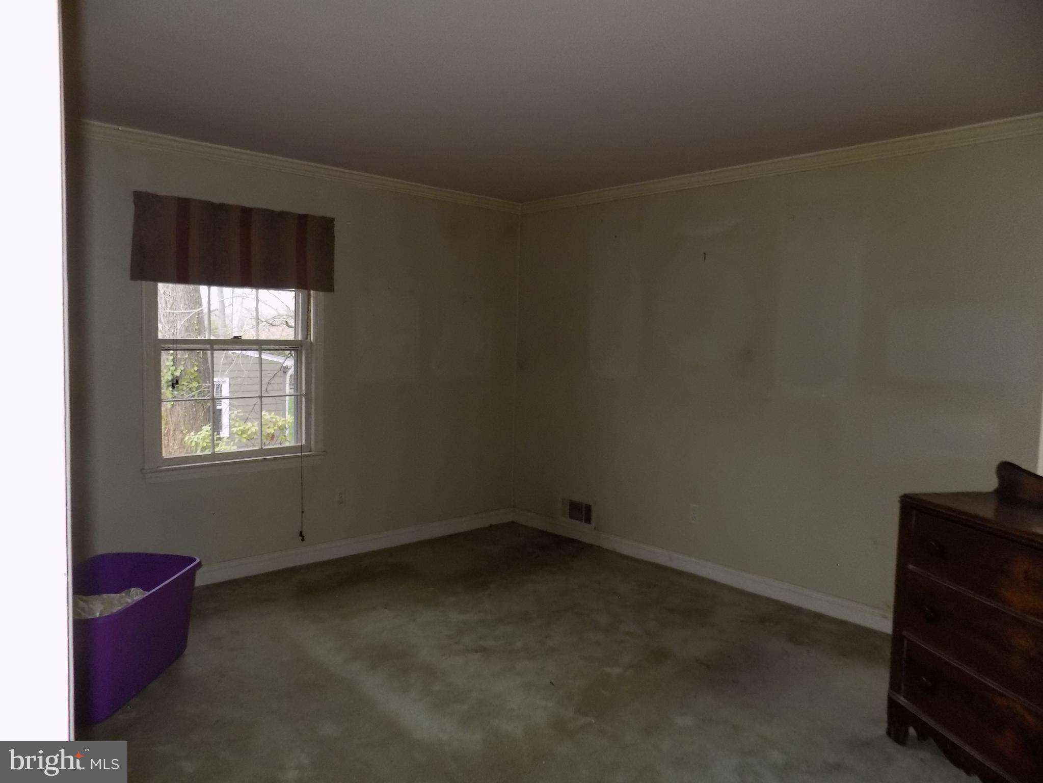 RIVERSIDE GARDENS - Residential