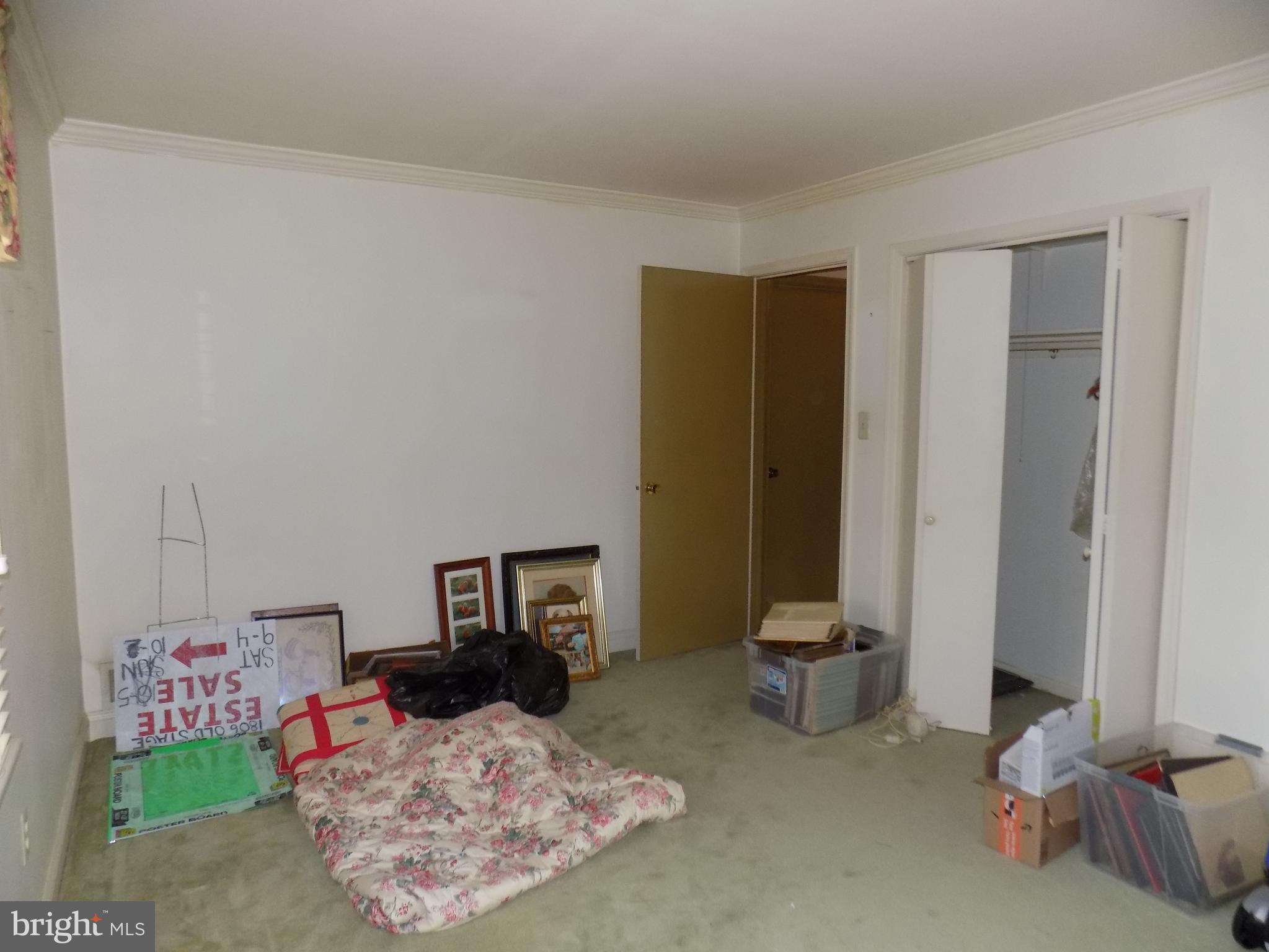 RIVERSIDE GARDENS - Residential