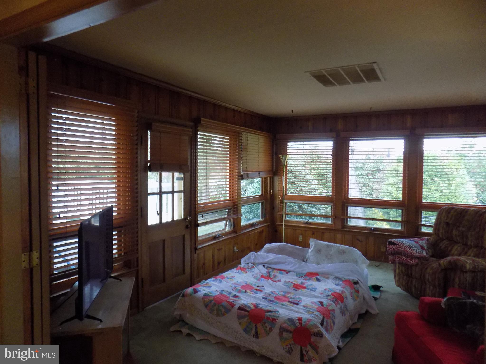 RIVERSIDE GARDENS - Residential