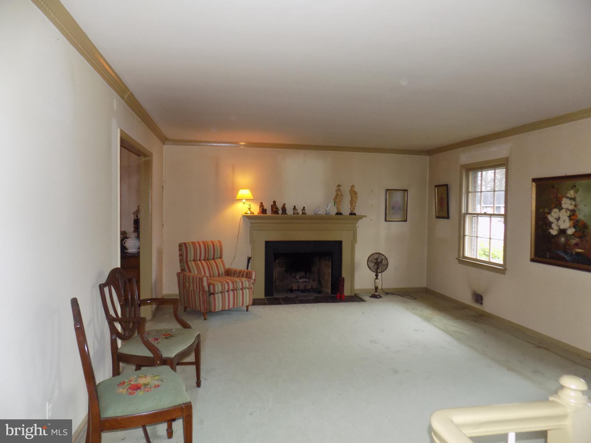 RIVERSIDE GARDENS - Residential