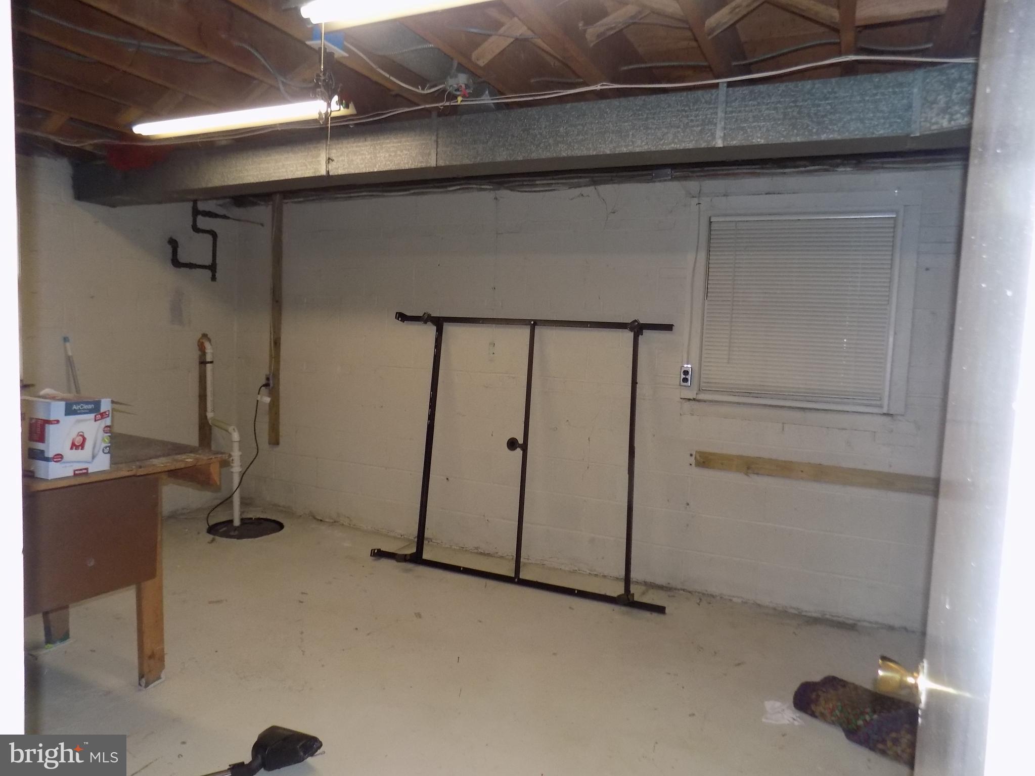 RIVERSIDE GARDENS - Residential