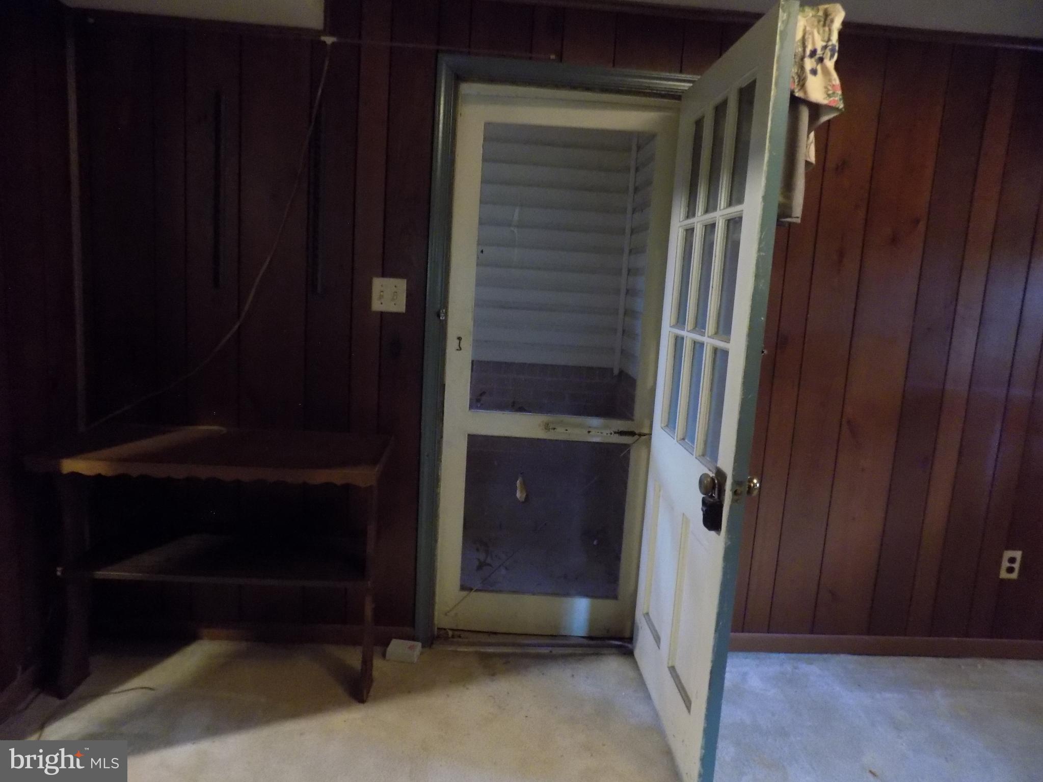 RIVERSIDE GARDENS - Residential