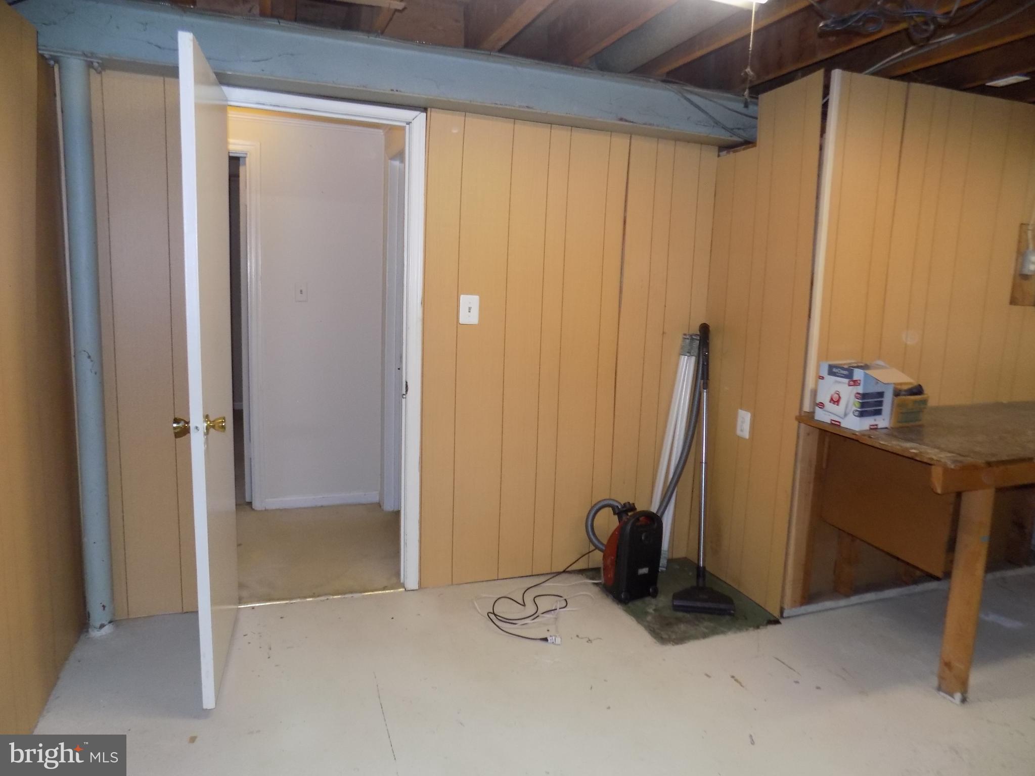 RIVERSIDE GARDENS - Residential