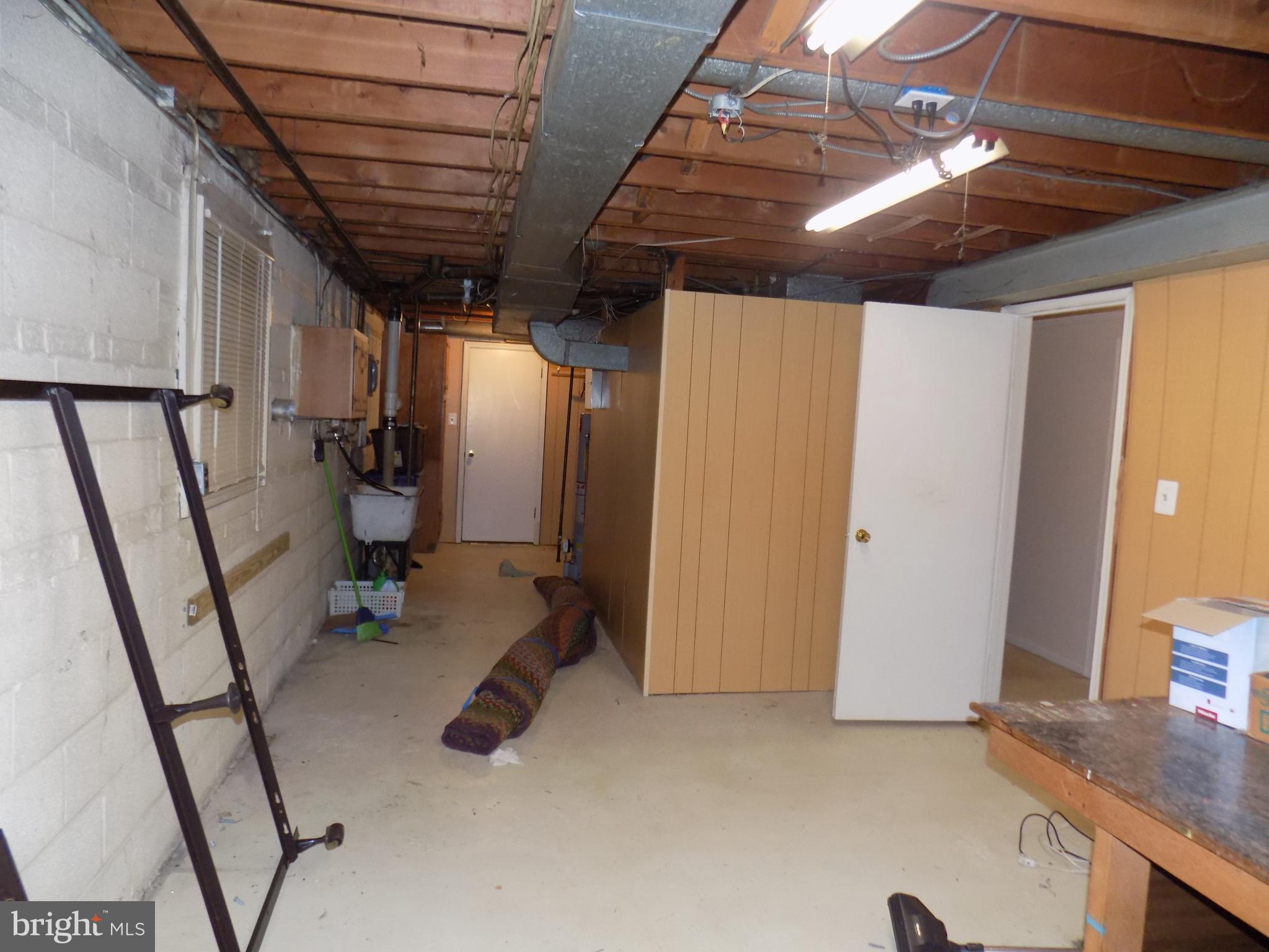 RIVERSIDE GARDENS - Residential