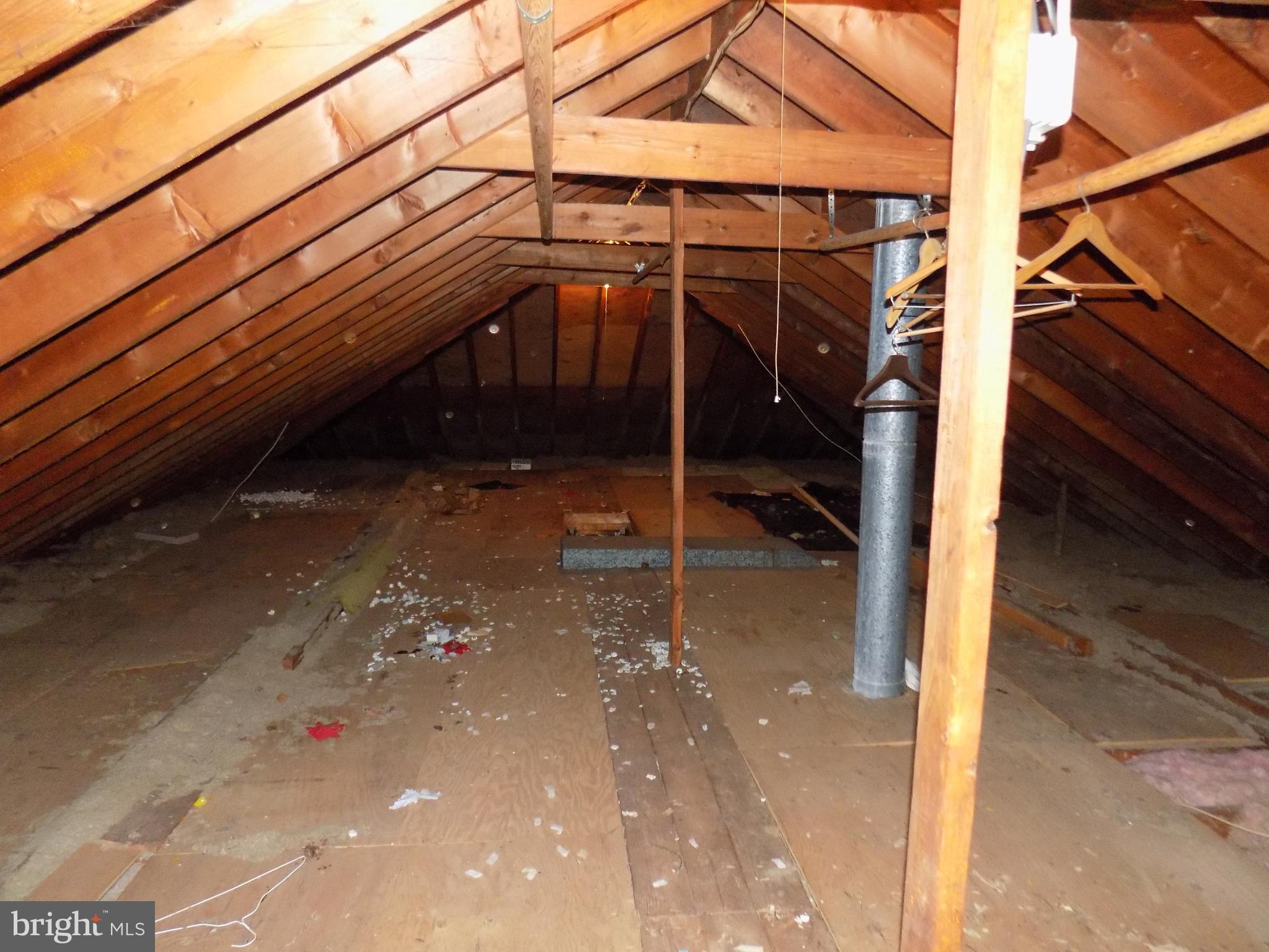 RIVERSIDE GARDENS - Residential