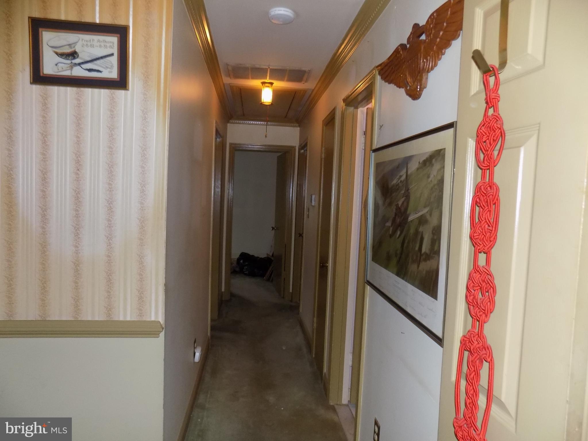 RIVERSIDE GARDENS - Residential