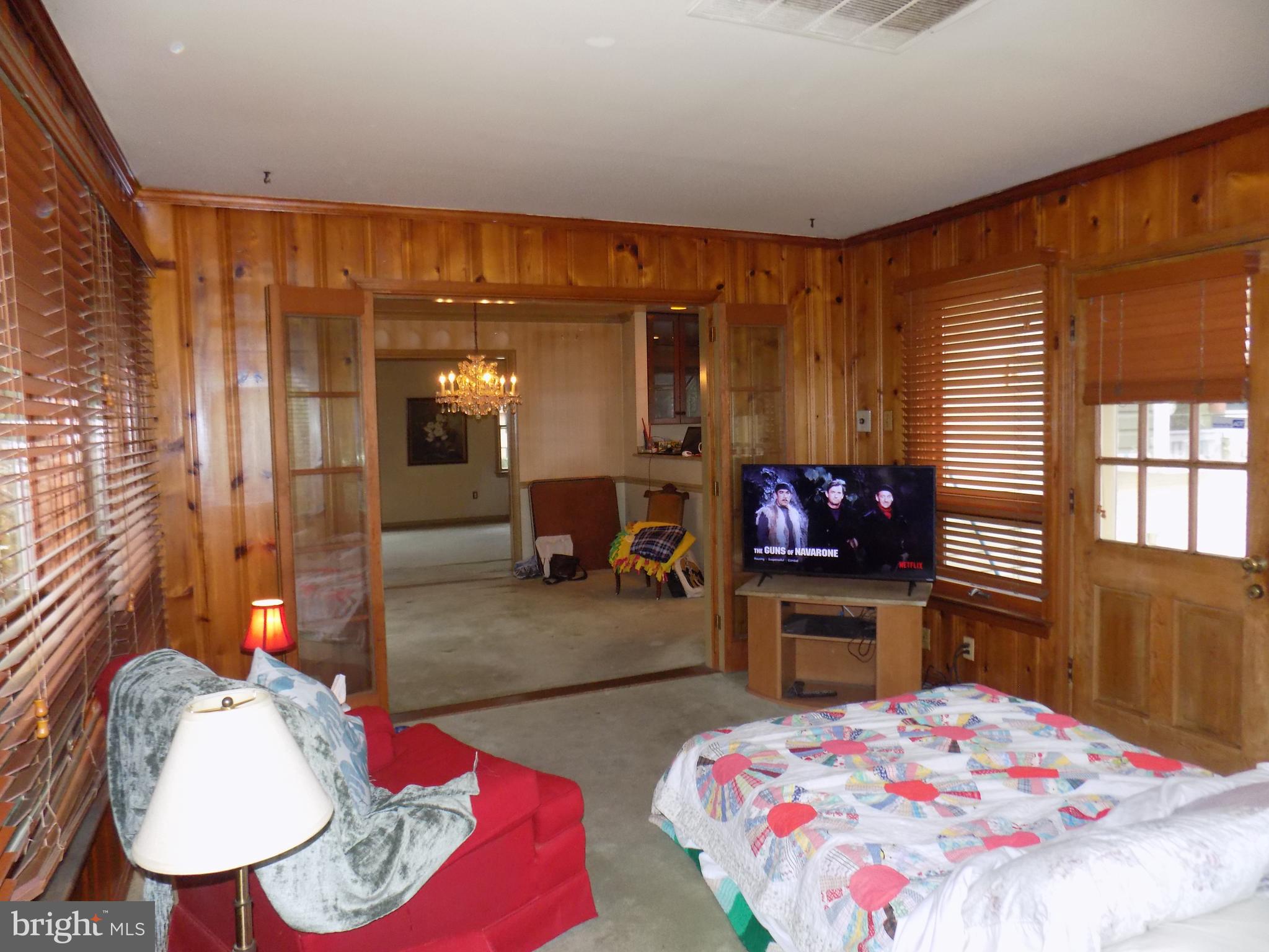 RIVERSIDE GARDENS - Residential