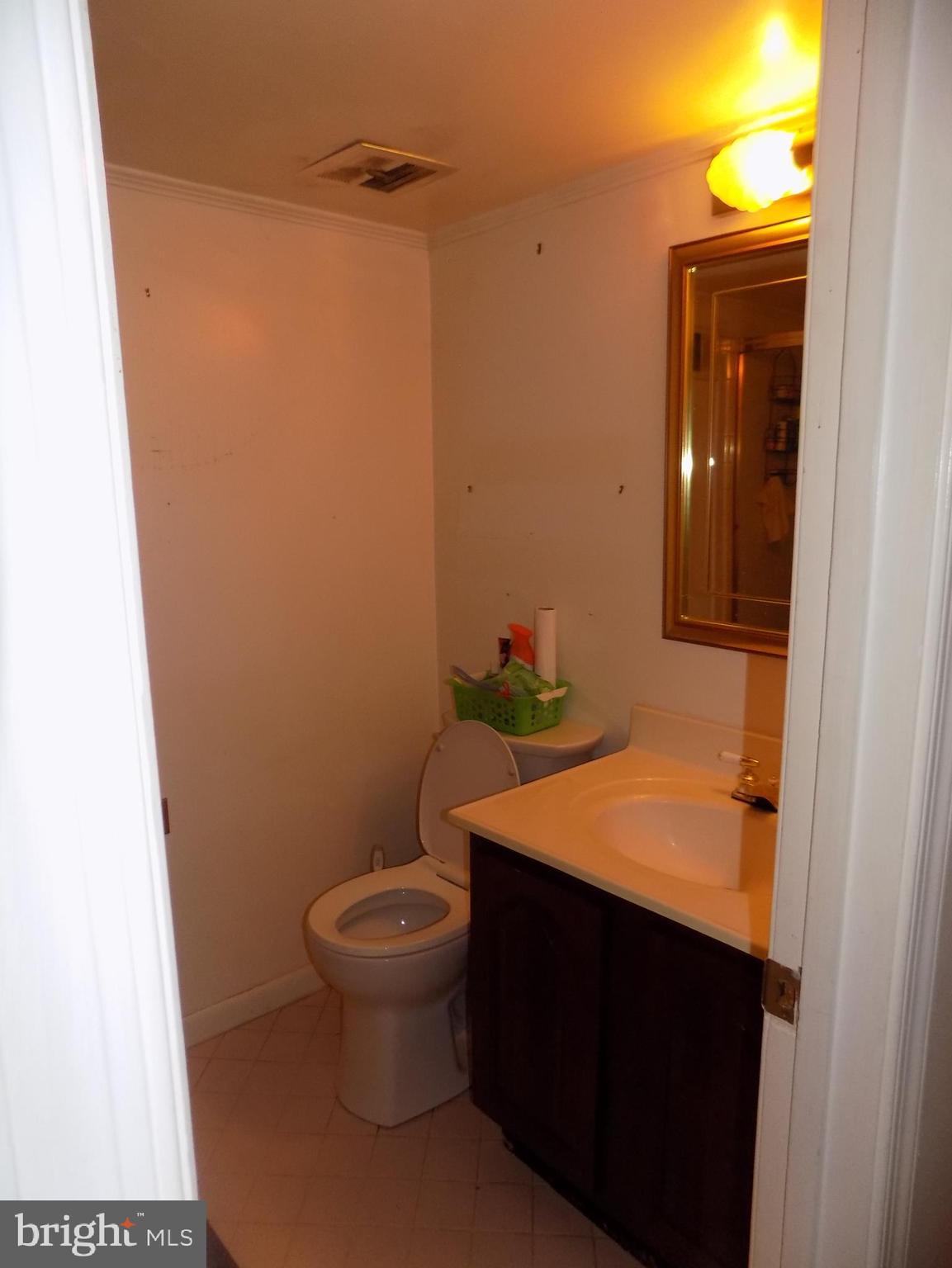 RIVERSIDE GARDENS - Residential