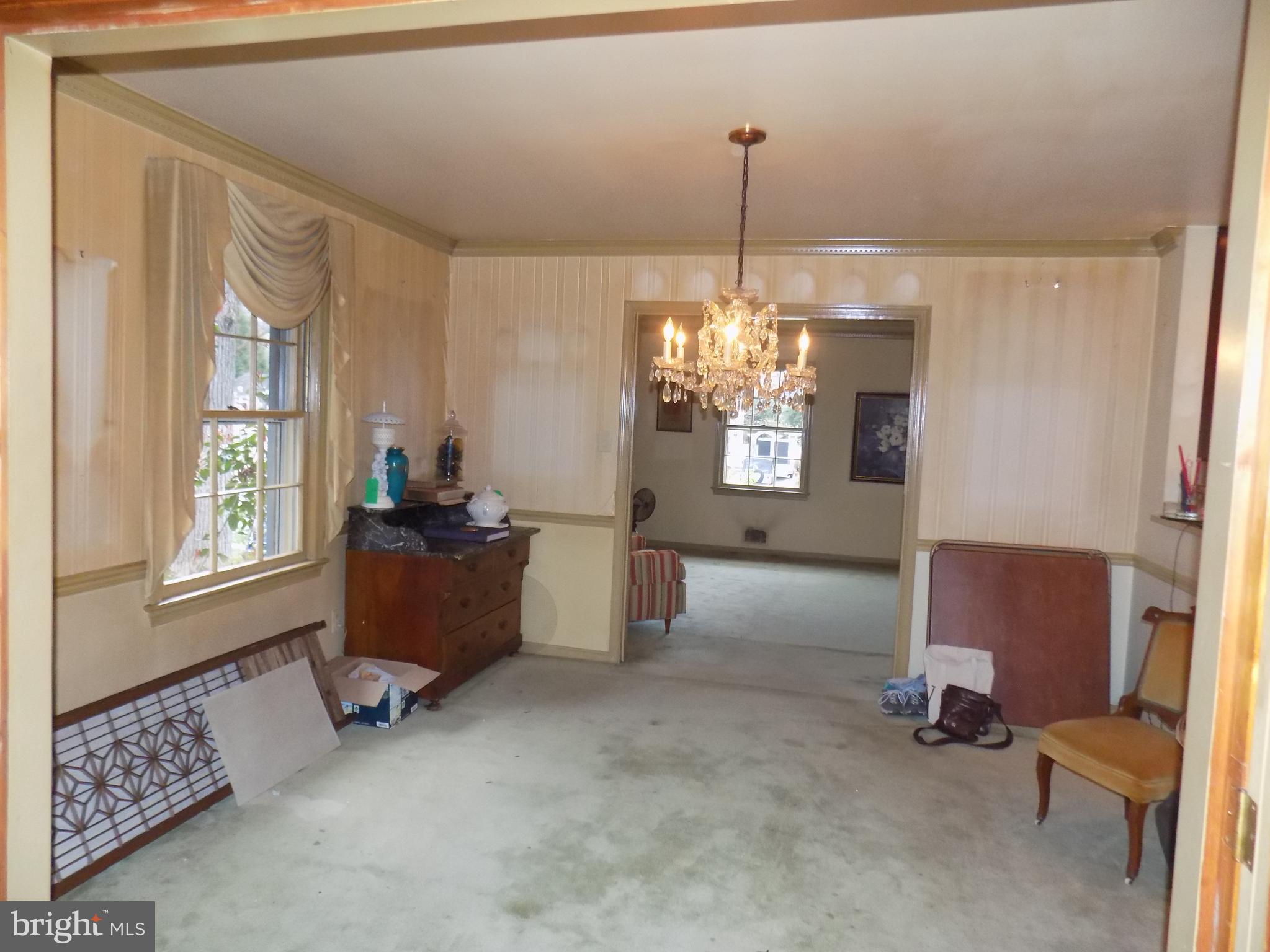 RIVERSIDE GARDENS - Residential