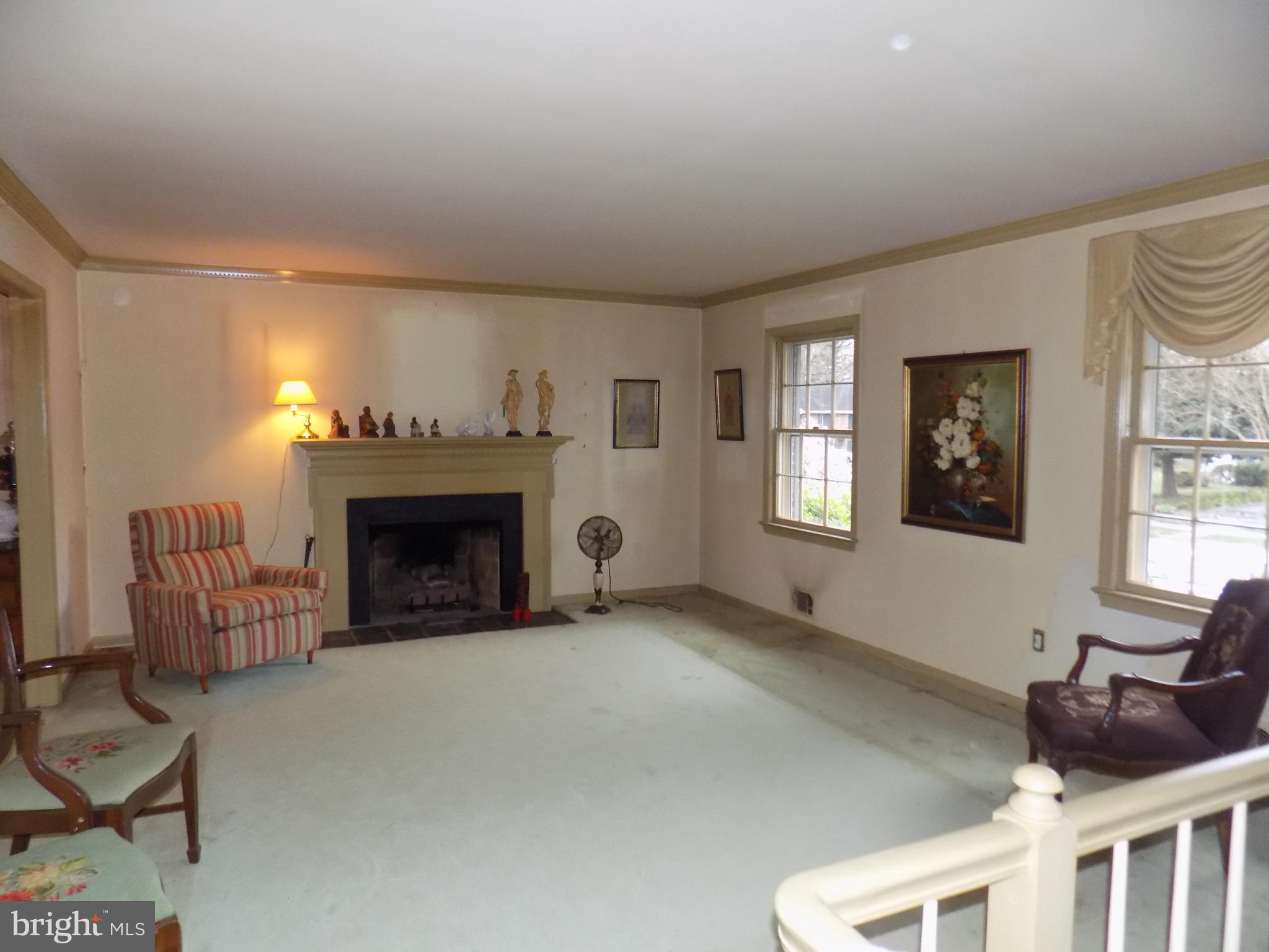 RIVERSIDE GARDENS - Residential