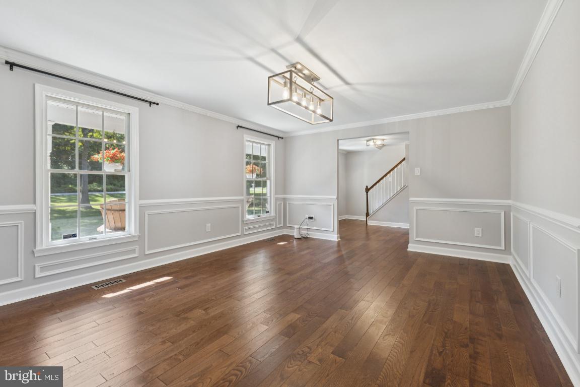 LAUREL - Residential Lease