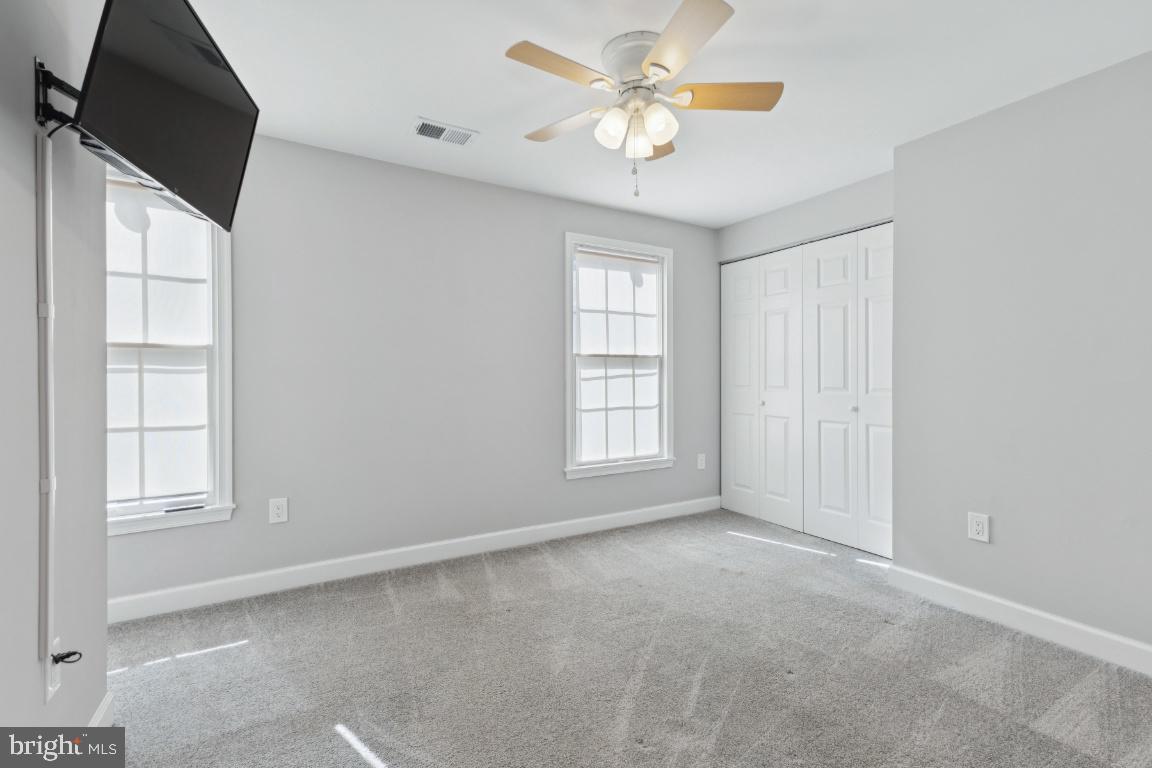 LAUREL - Residential Lease