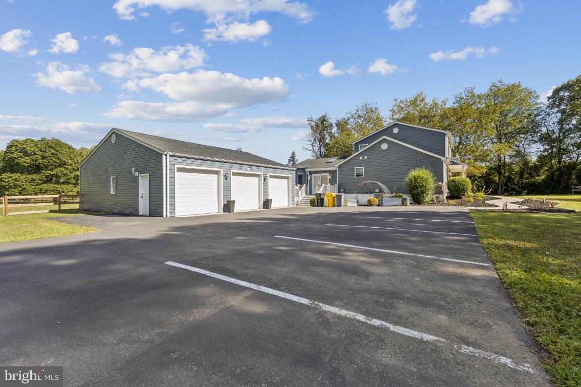 LAUREL - Residential Lease