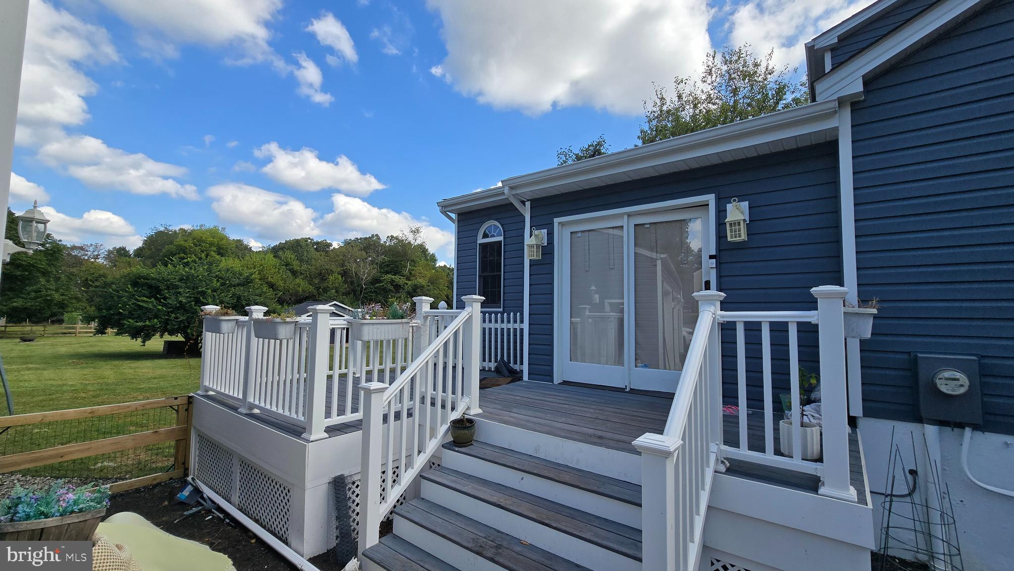 LAUREL - Residential Lease