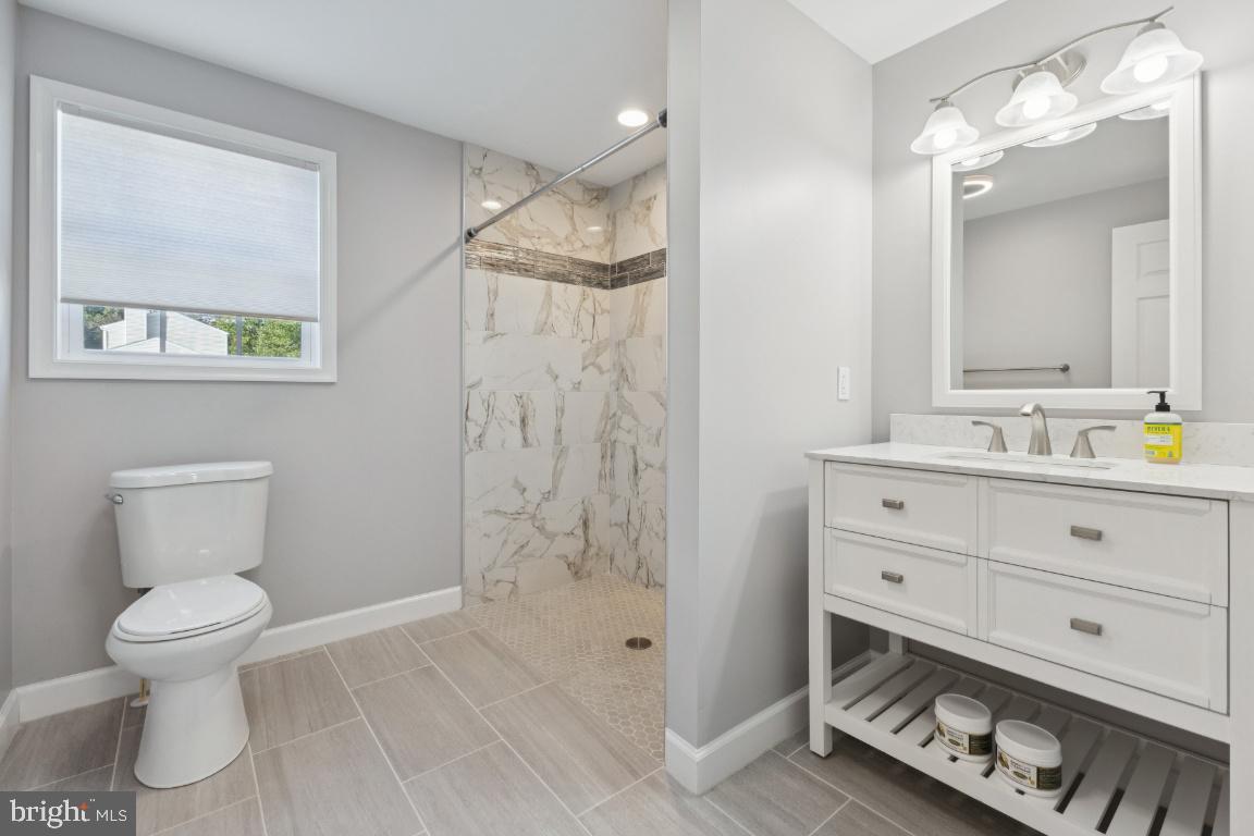 LAUREL - Residential Lease