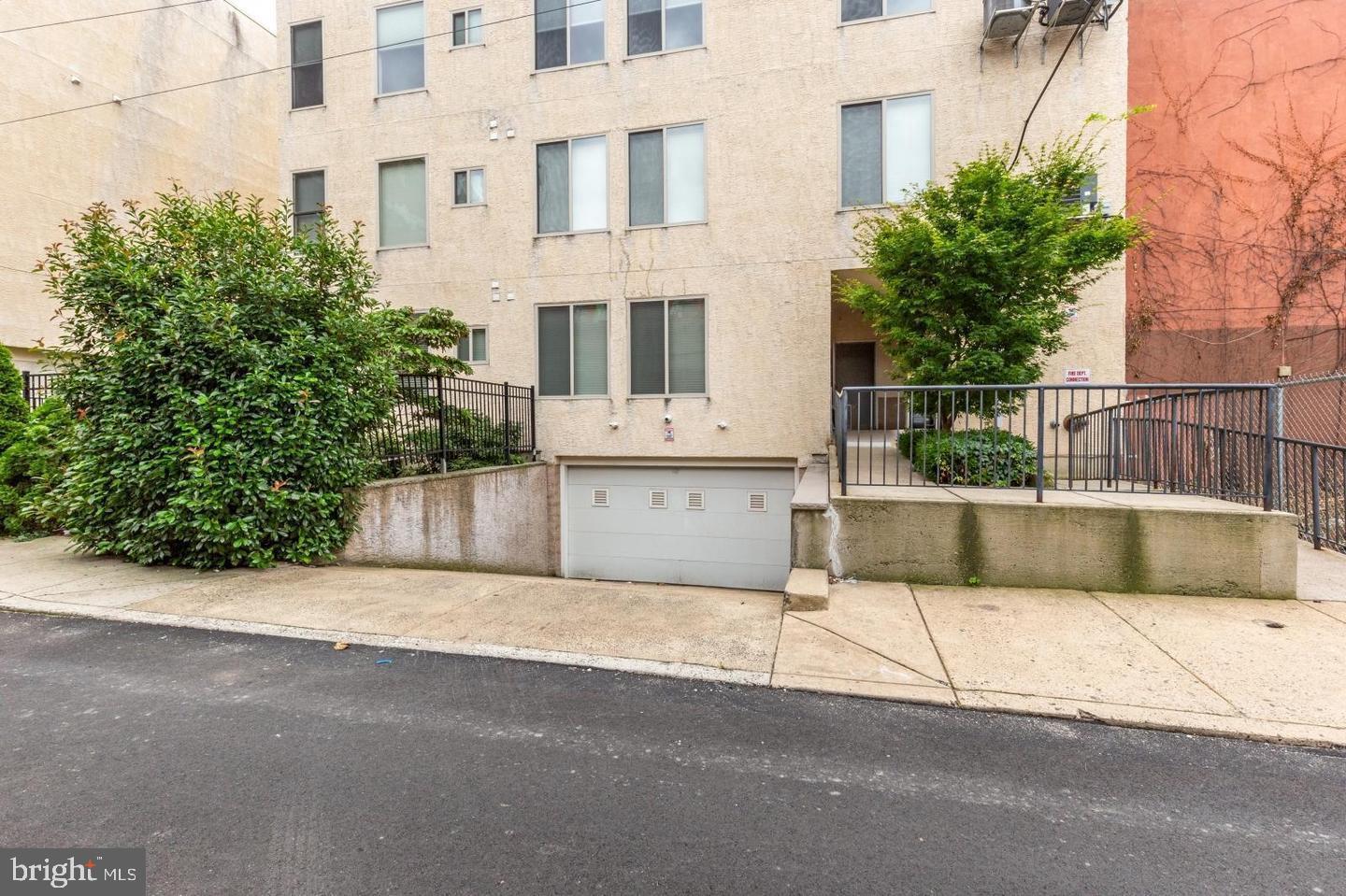 CALLOWHILL - Residential