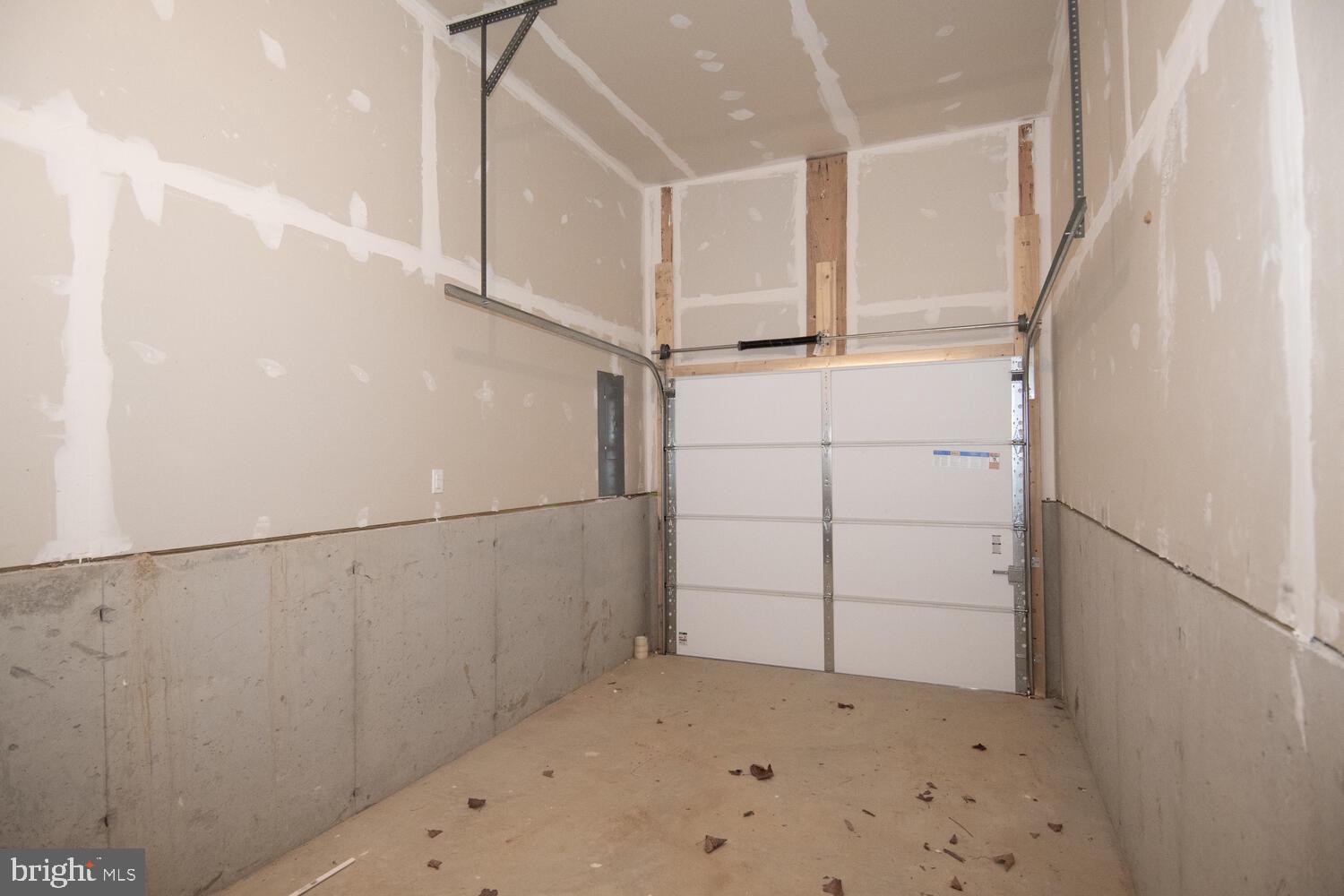 PATRIOT SQUARE - Residential