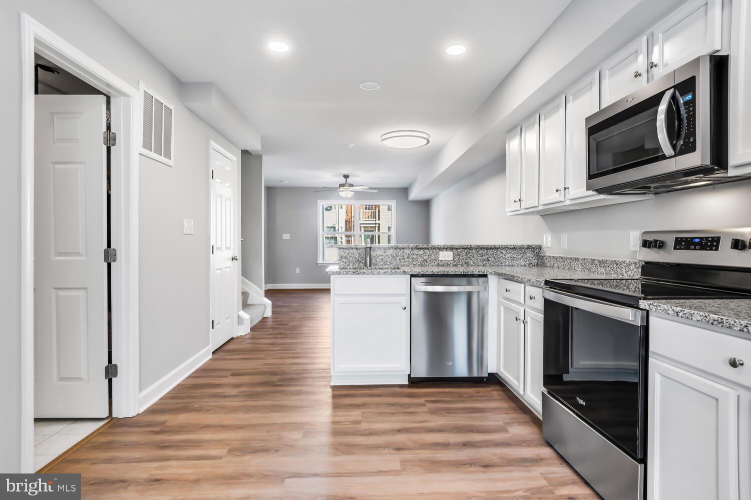 PATRIOT SQUARE - Residential