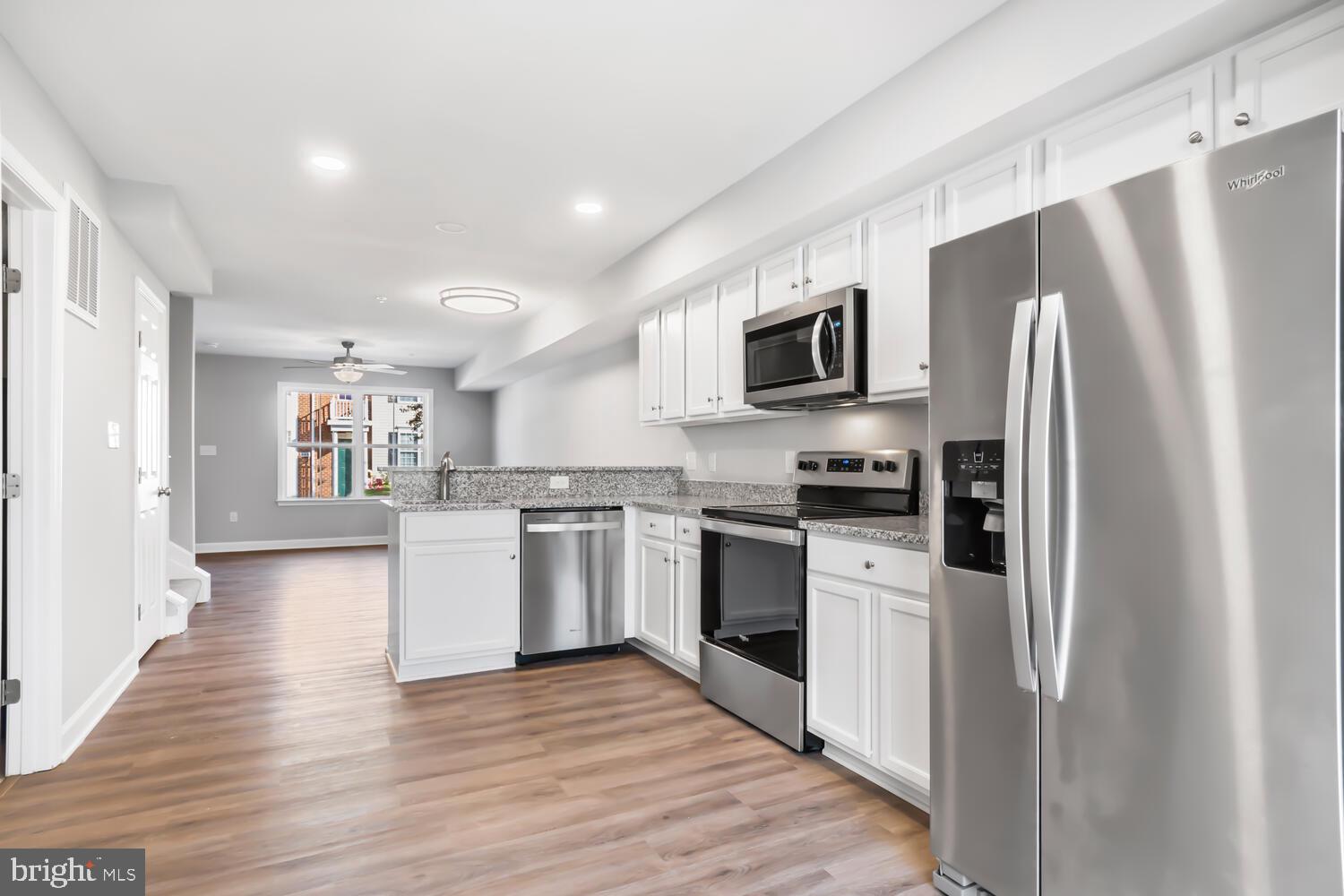 PATRIOT SQUARE - Residential