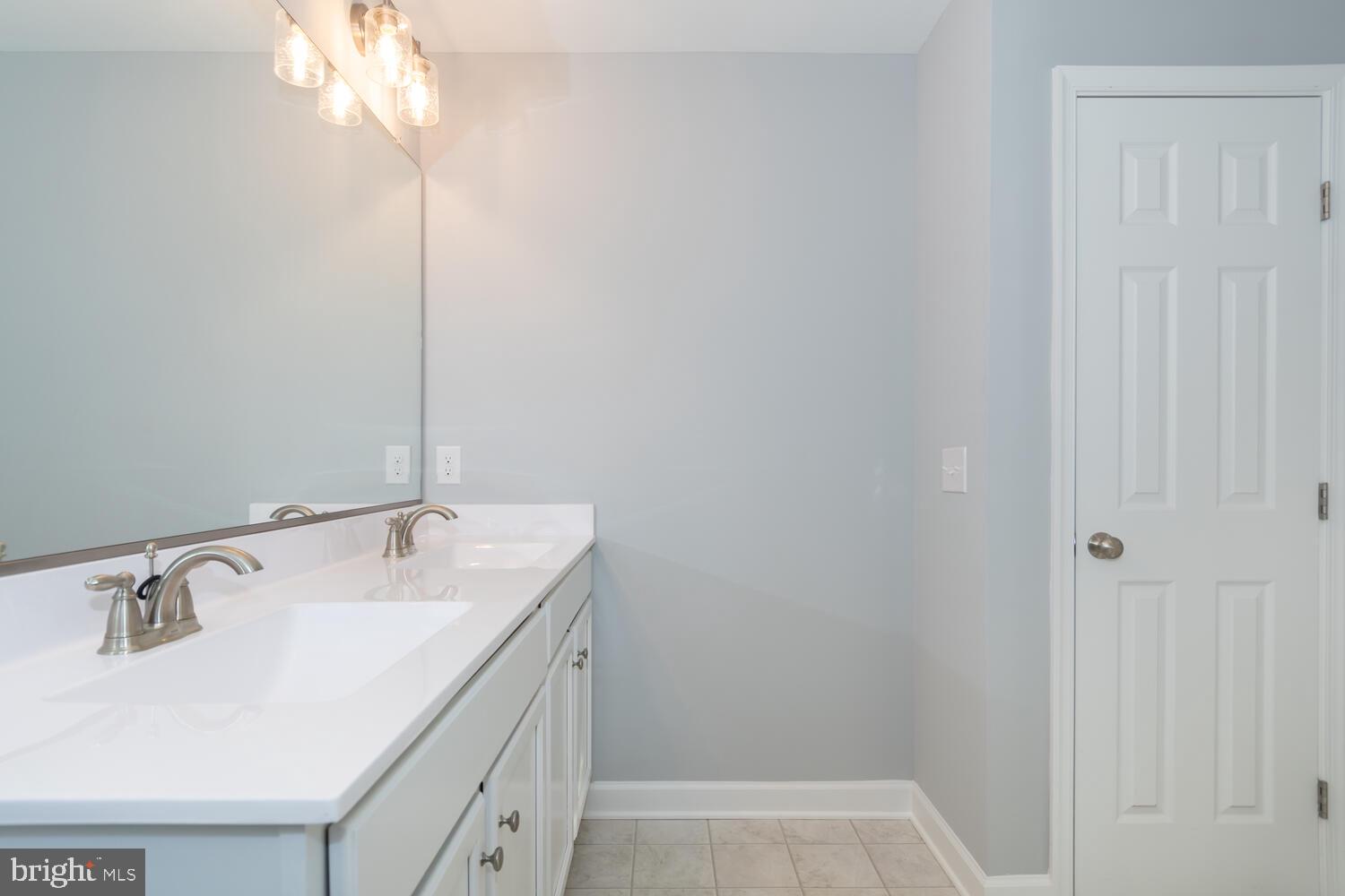 PATRIOT SQUARE - Residential