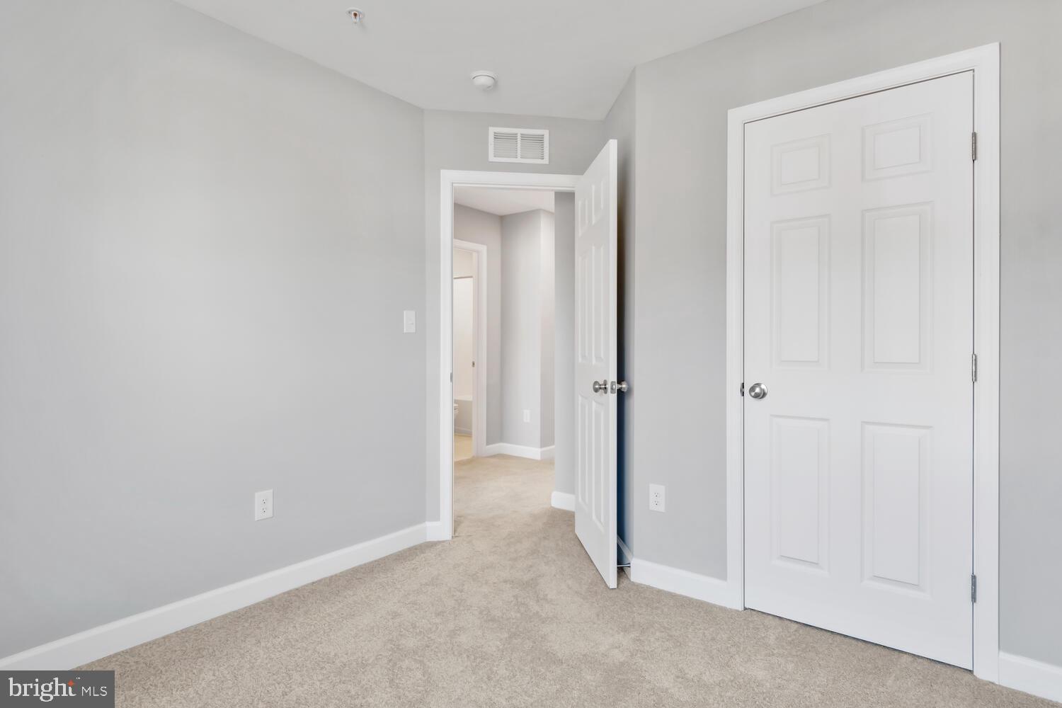 PATRIOT SQUARE - Residential