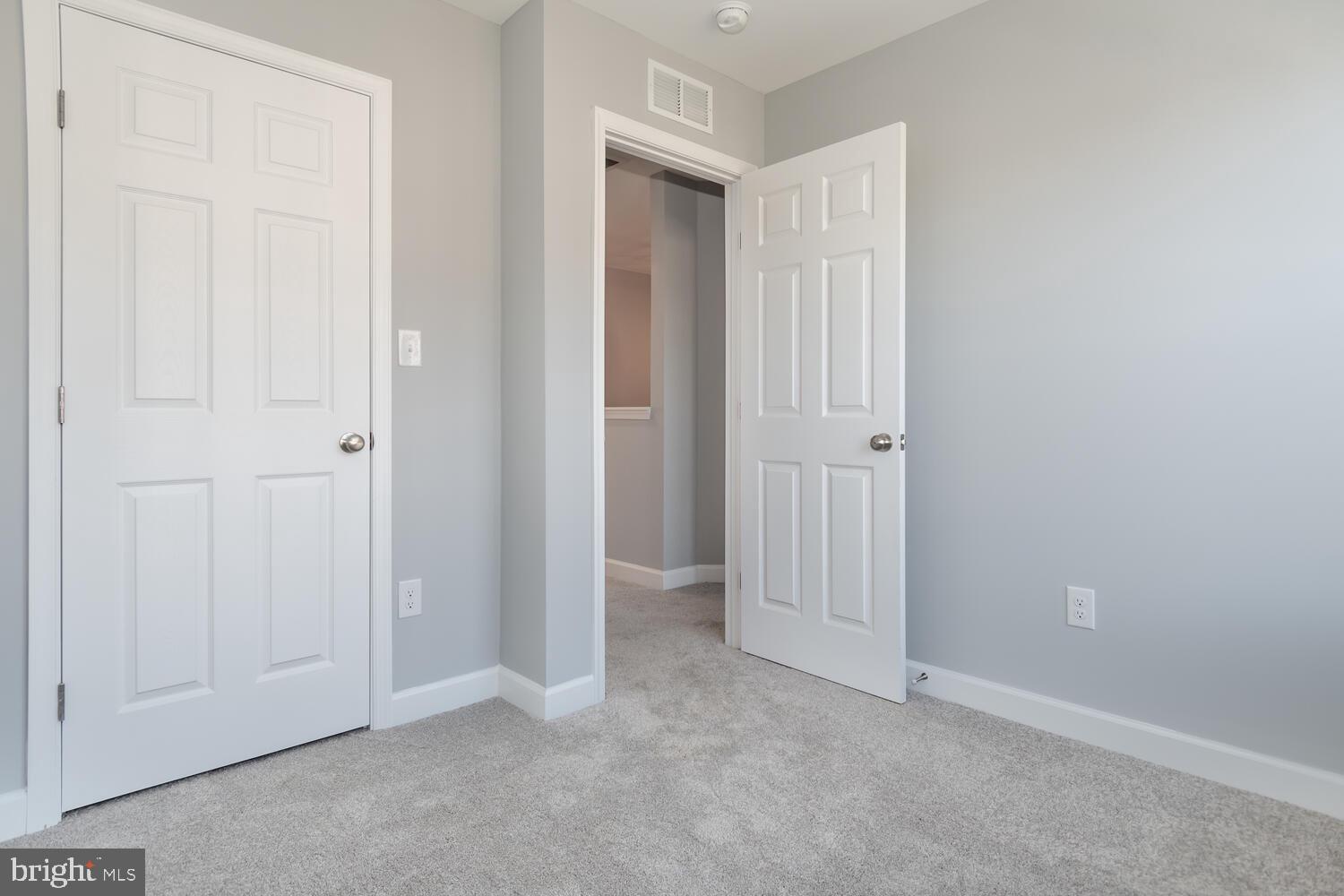 PATRIOT SQUARE - Residential