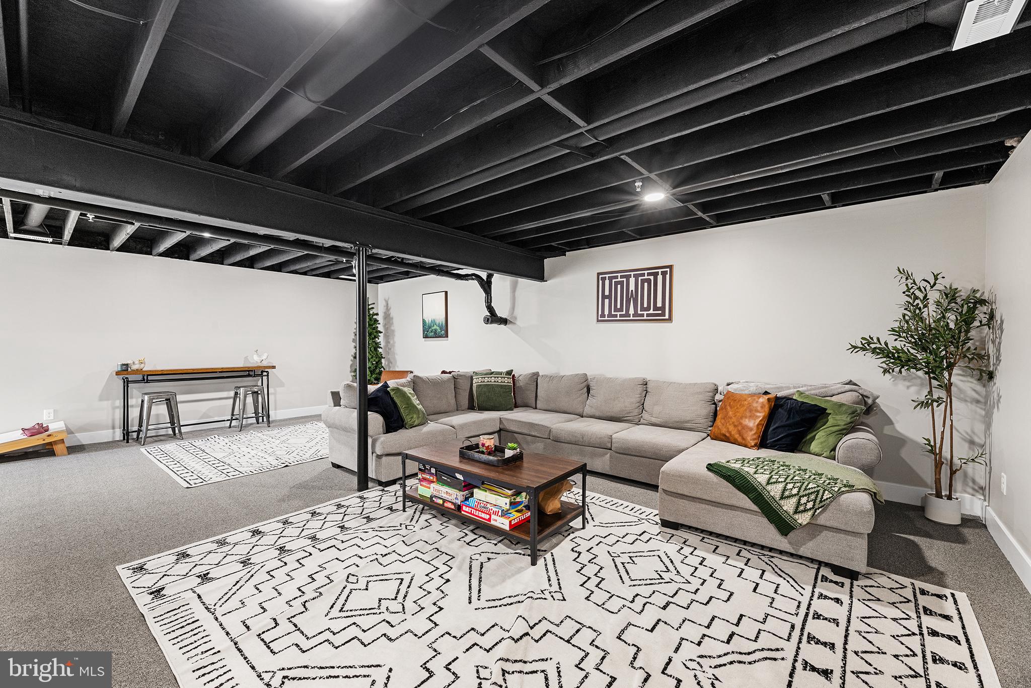 ASHWORTH - Residential