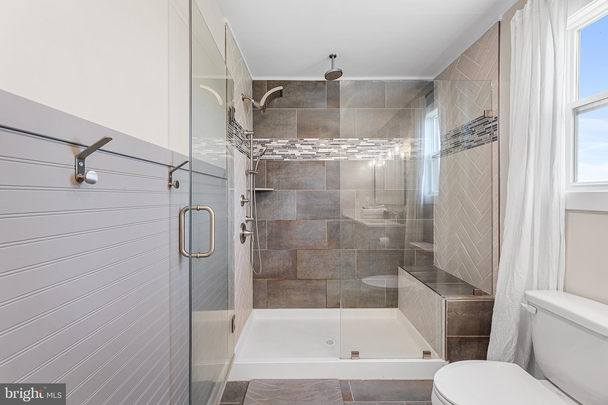 ASHWORTH - Residential