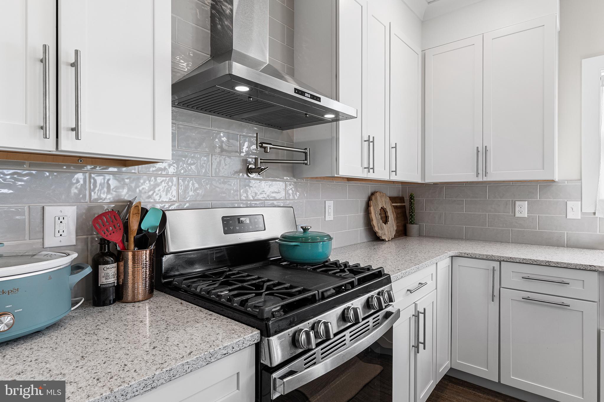 ASHWORTH - Residential