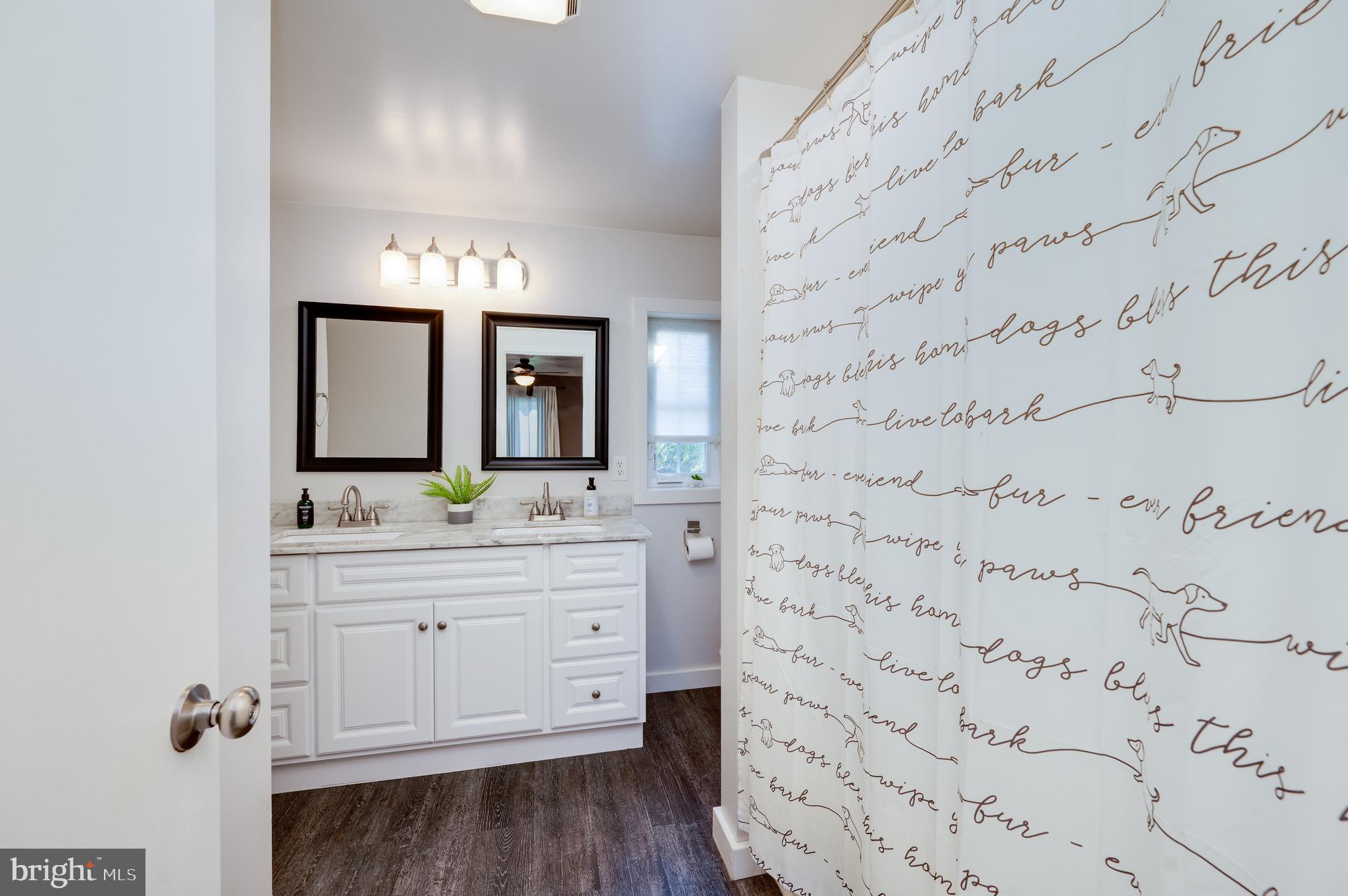 MUHLENBERG PARK - Residential