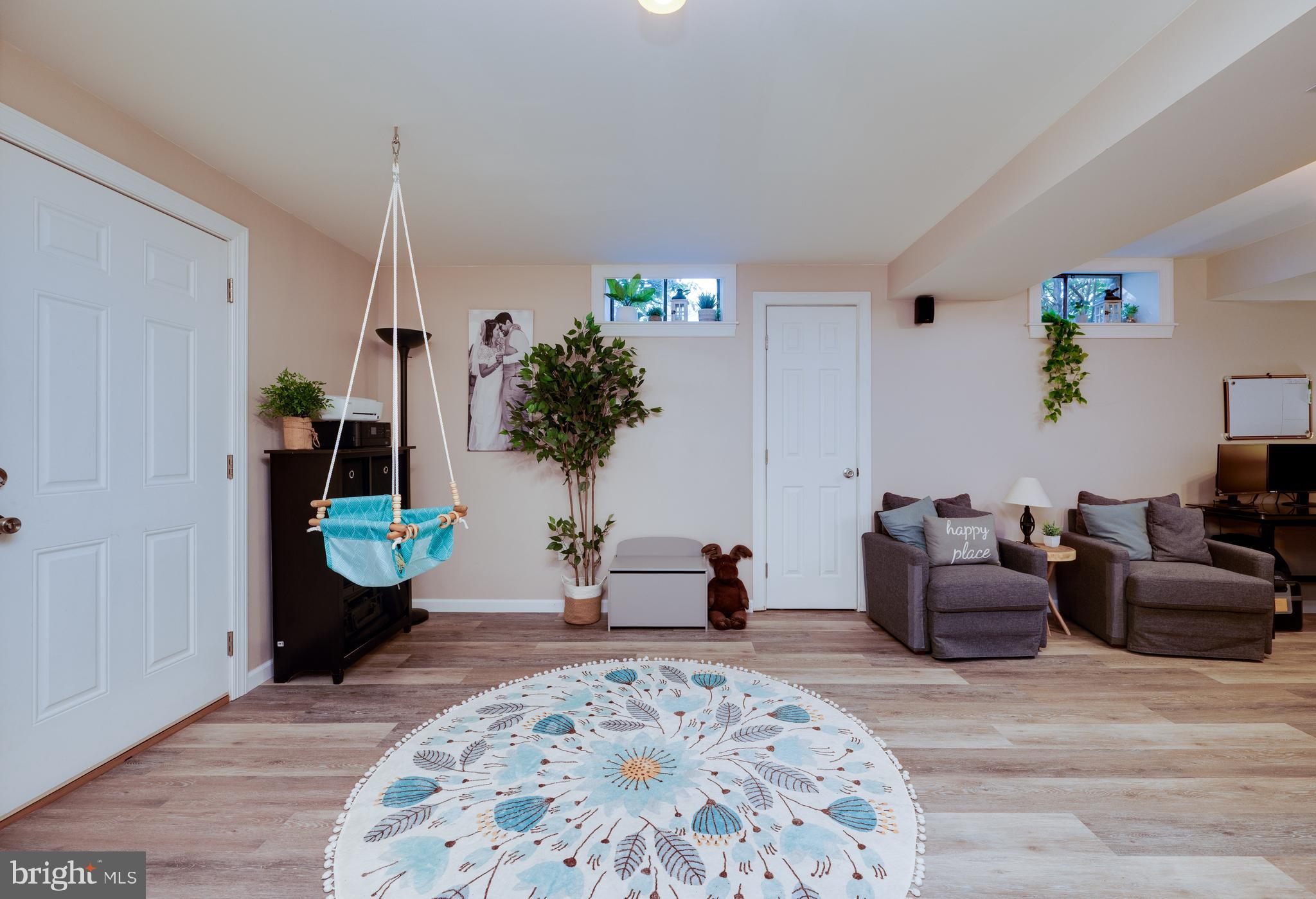 MUHLENBERG PARK - Residential