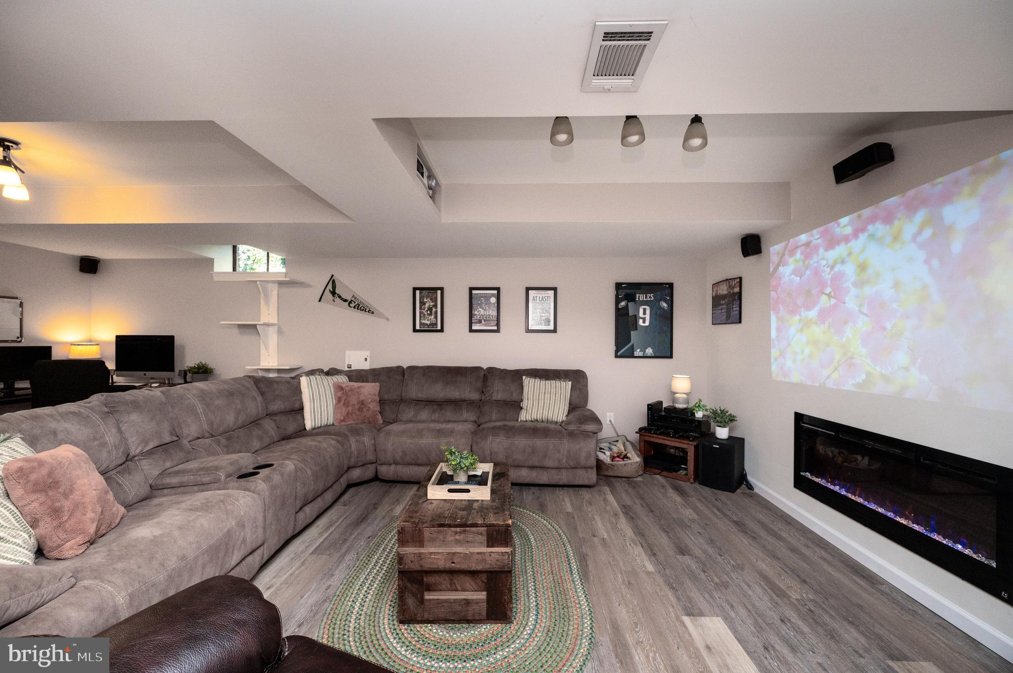 MUHLENBERG PARK - Residential