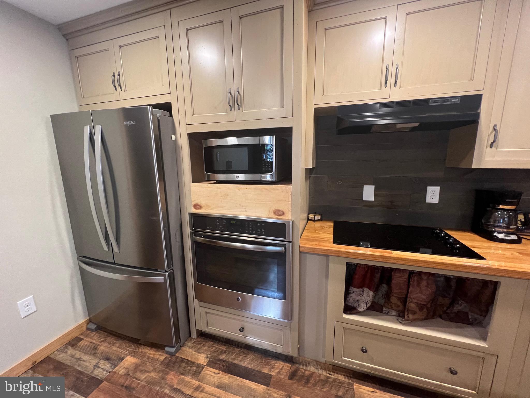 POTOMAC OVERLOOK SUBDIVISION - Residential