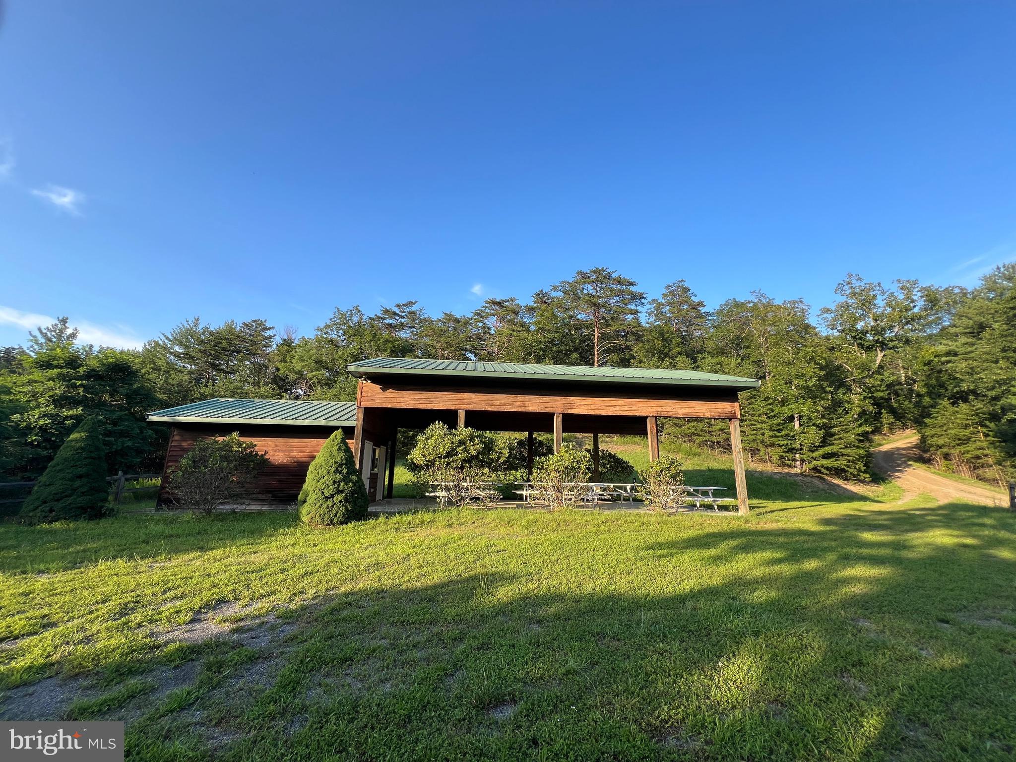 POTOMAC OVERLOOK SUBDIVISION - Residential