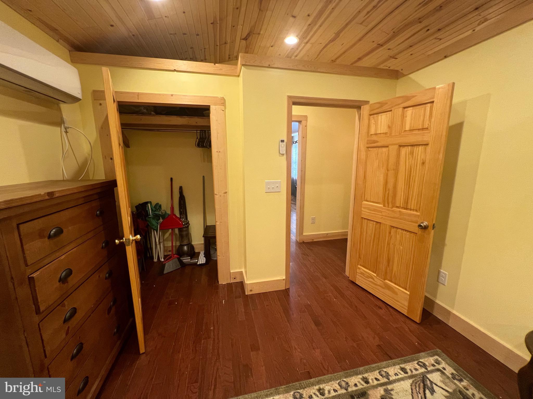 POTOMAC OVERLOOK SUBDIVISION - Residential