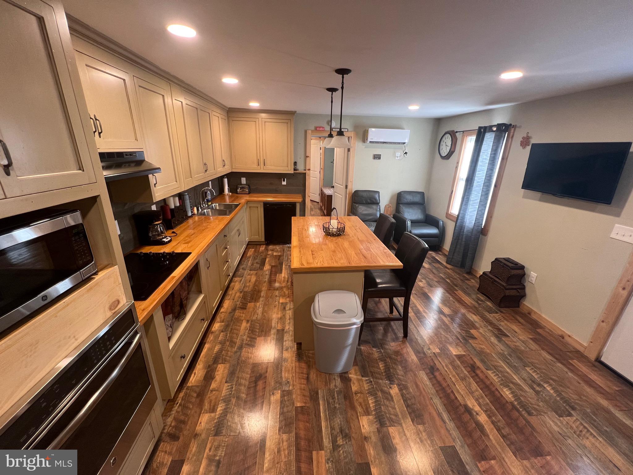 POTOMAC OVERLOOK SUBDIVISION - Residential