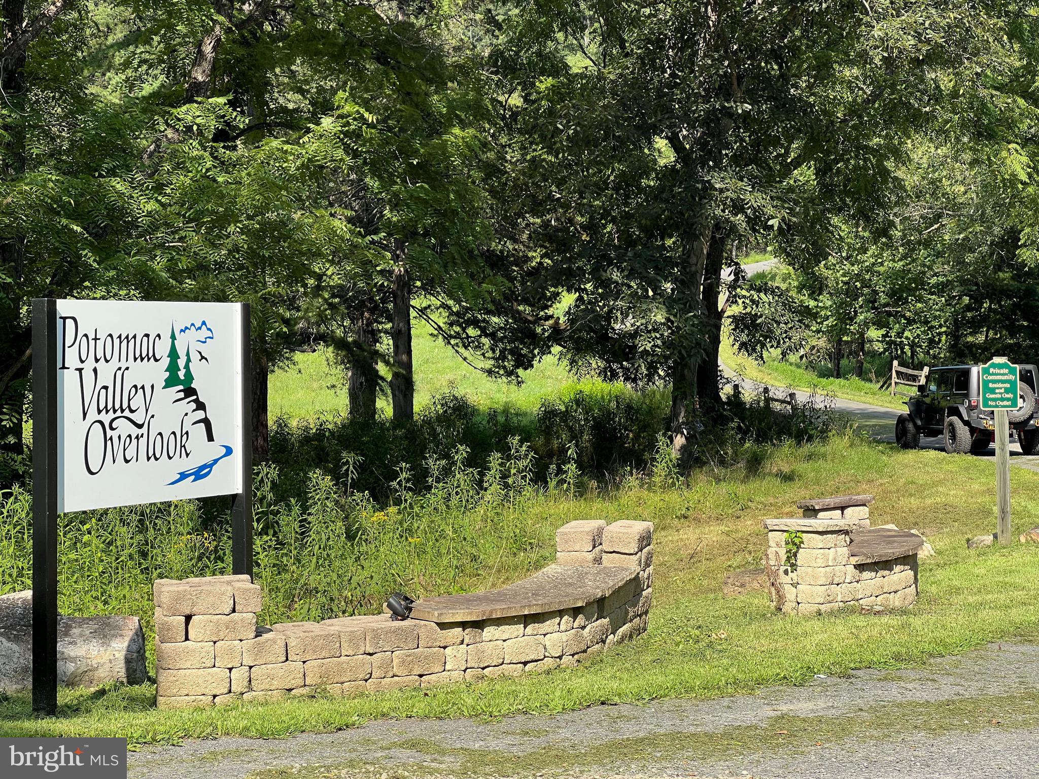 POTOMAC OVERLOOK SUBDIVISION - Residential