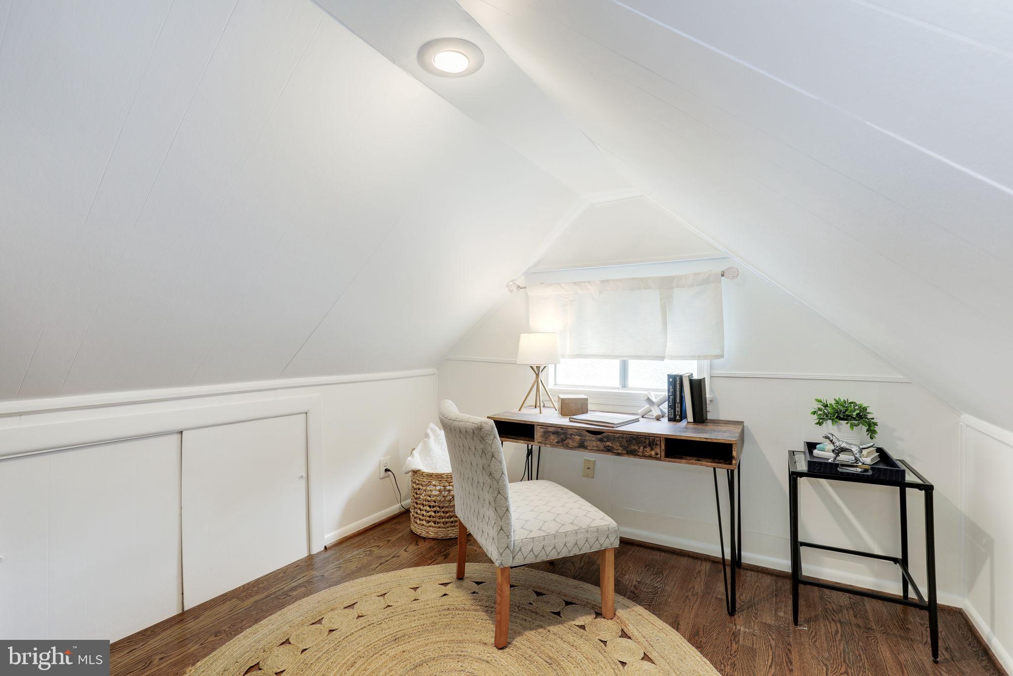 CHEVY CHASE - Residential